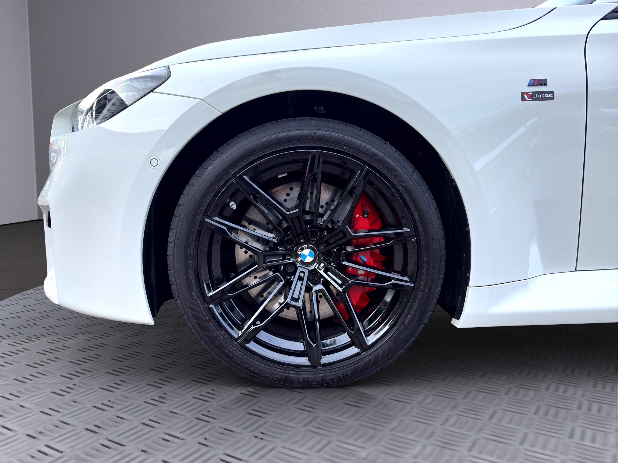 listing desktop thumbnail image 9