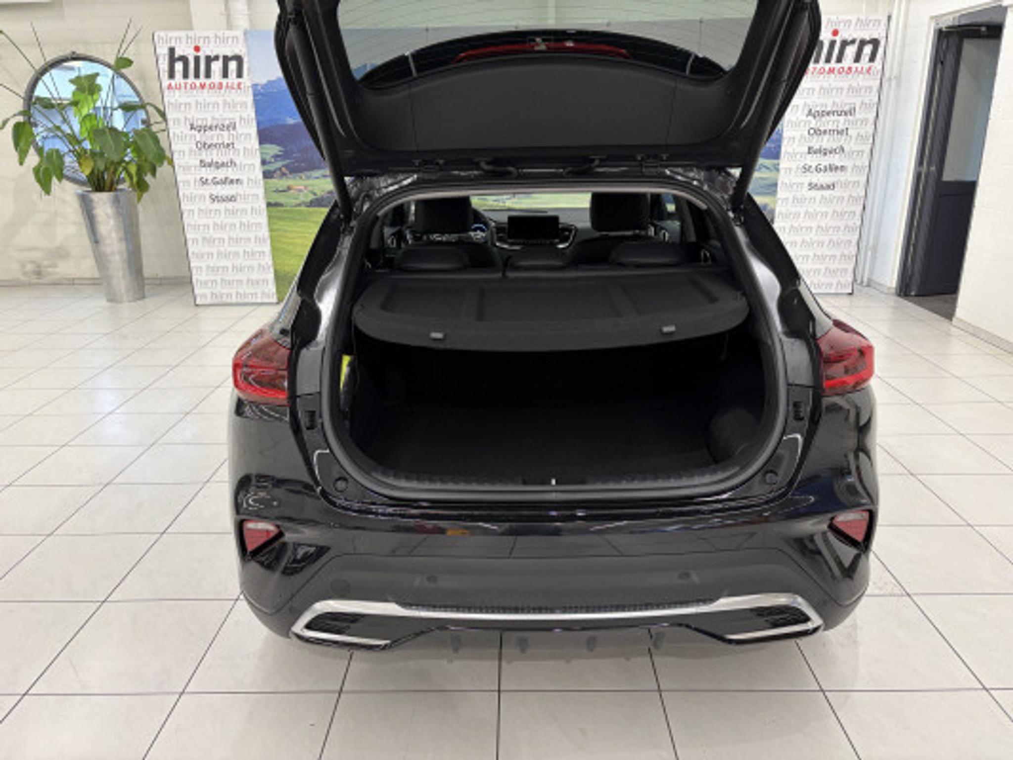 listing desktop thumbnail image 7