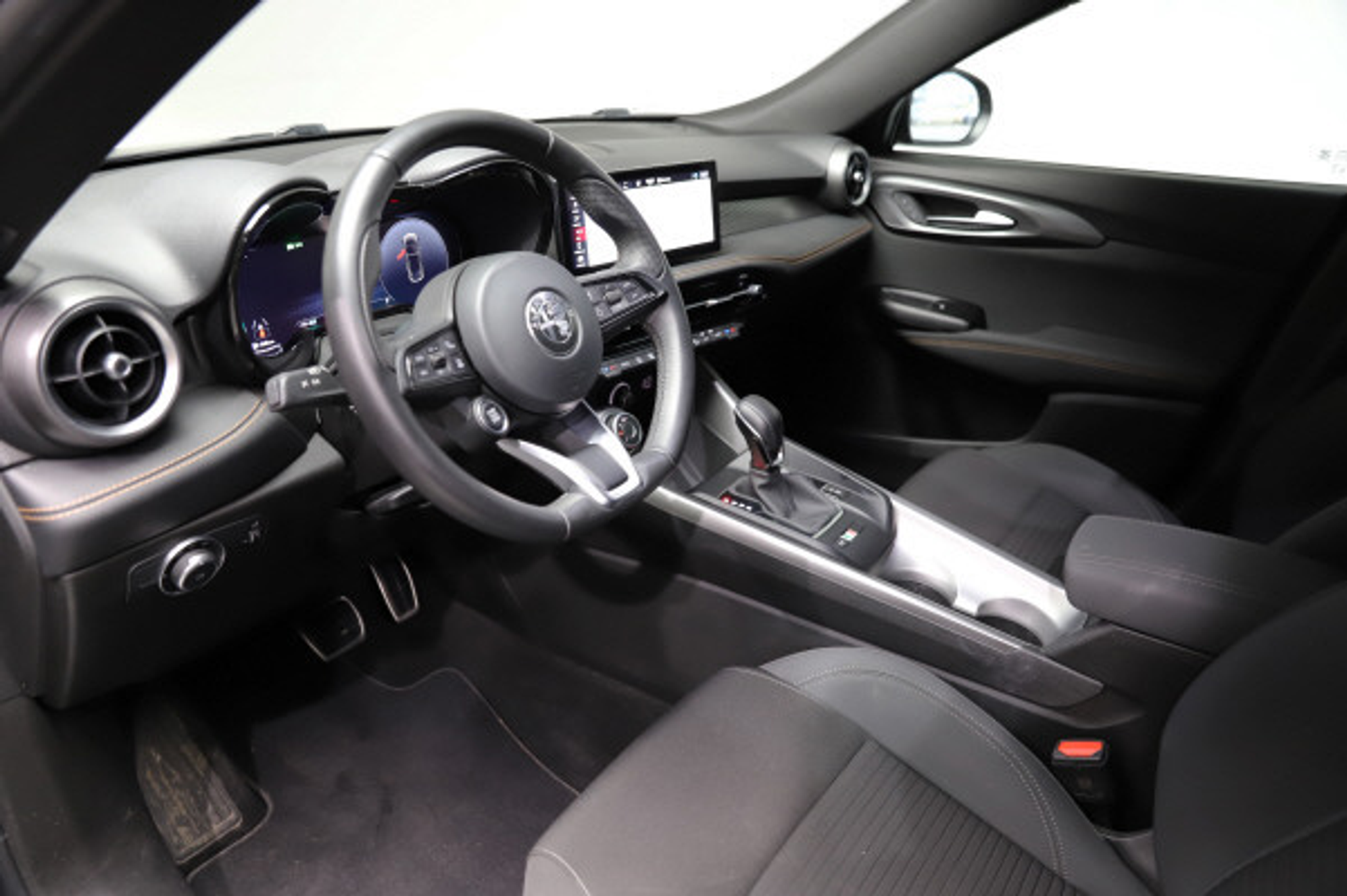 listing desktop thumbnail image 7