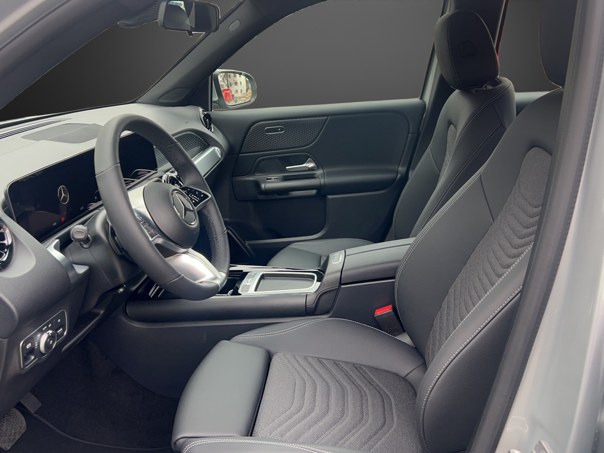 listing desktop thumbnail image 8