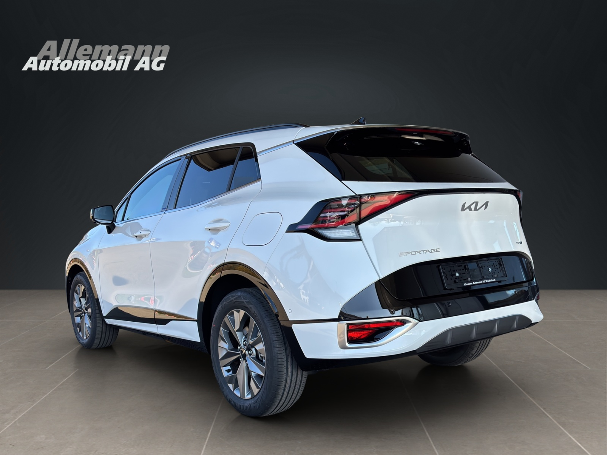 listing desktop thumbnail image 3