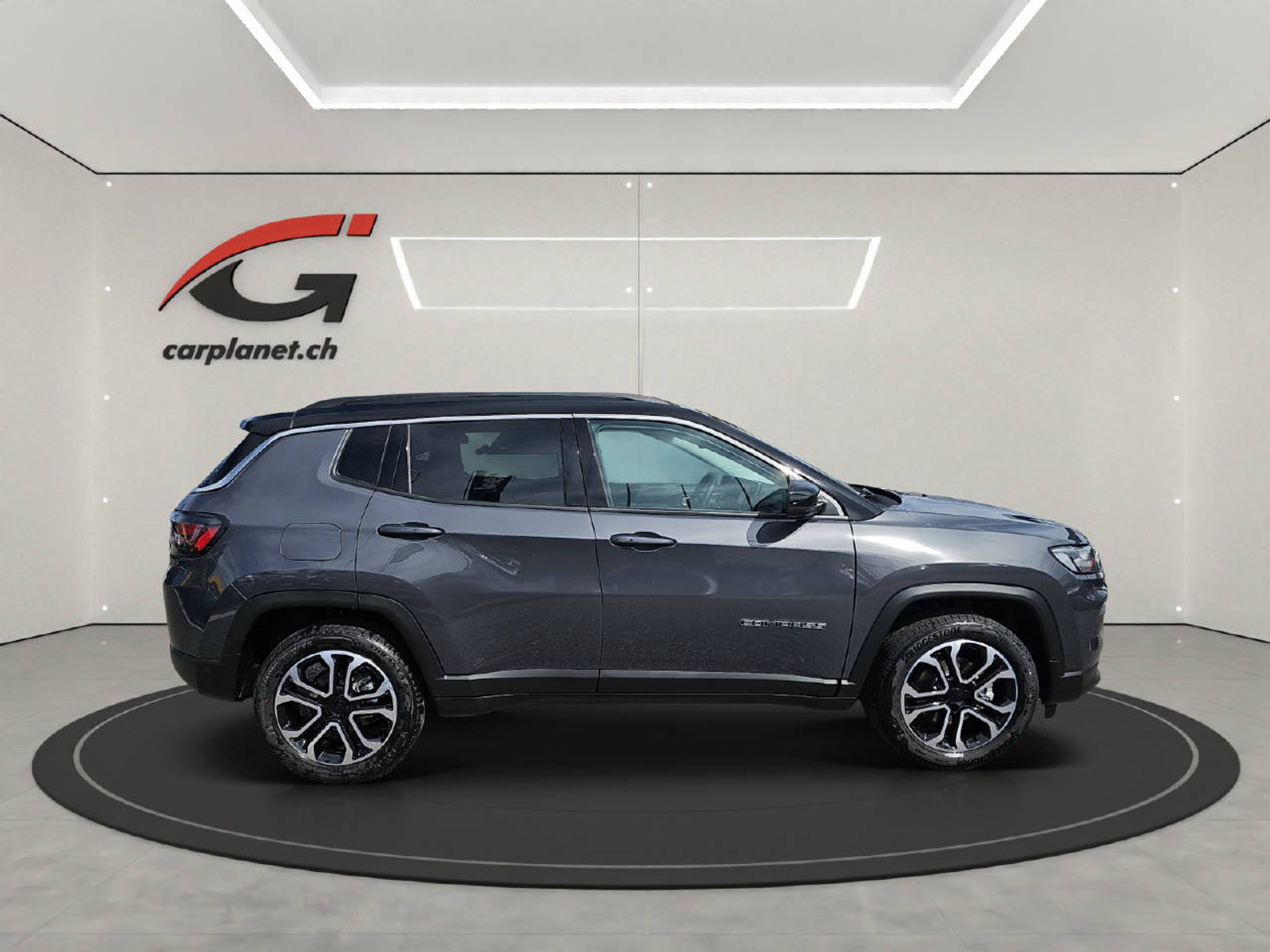 listing desktop thumbnail image 6