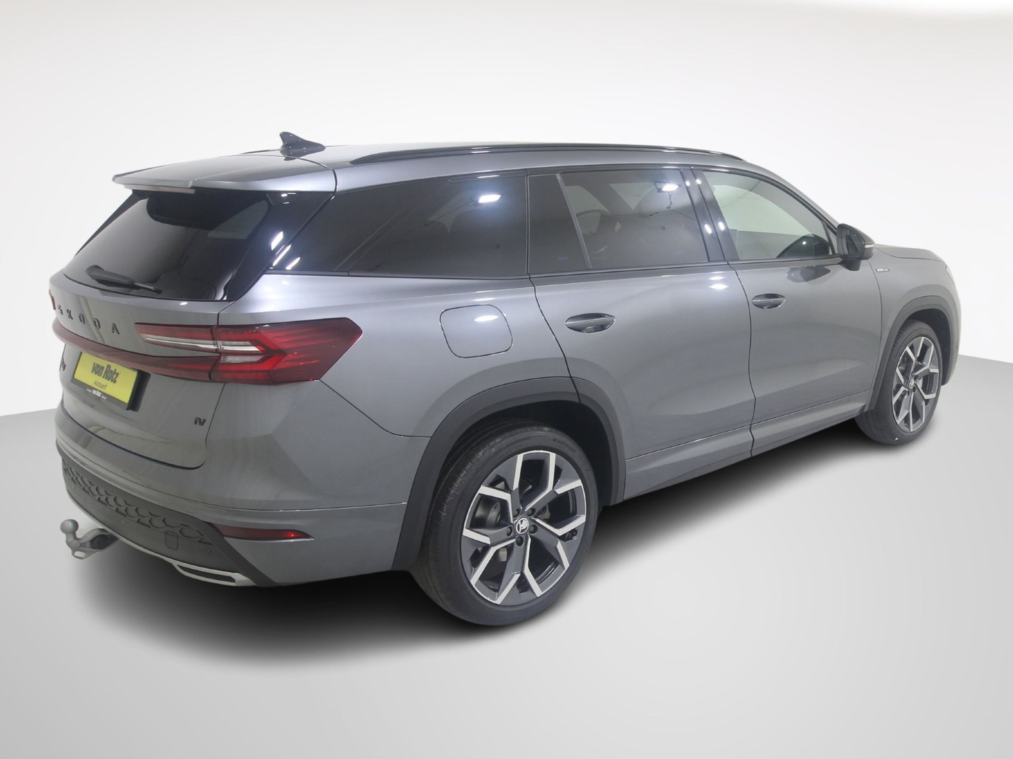 listing desktop thumbnail image 4