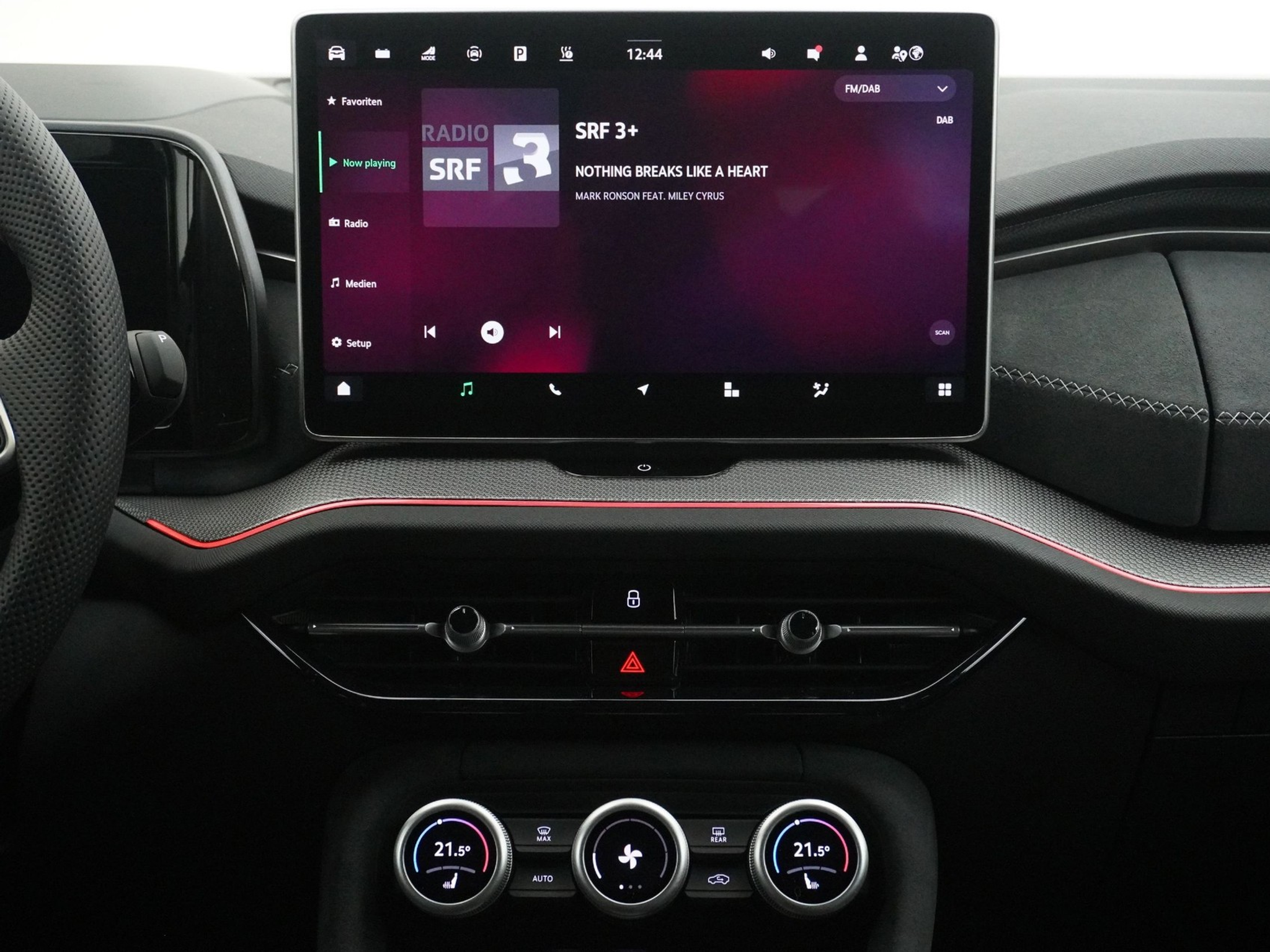 listing desktop thumbnail image 23