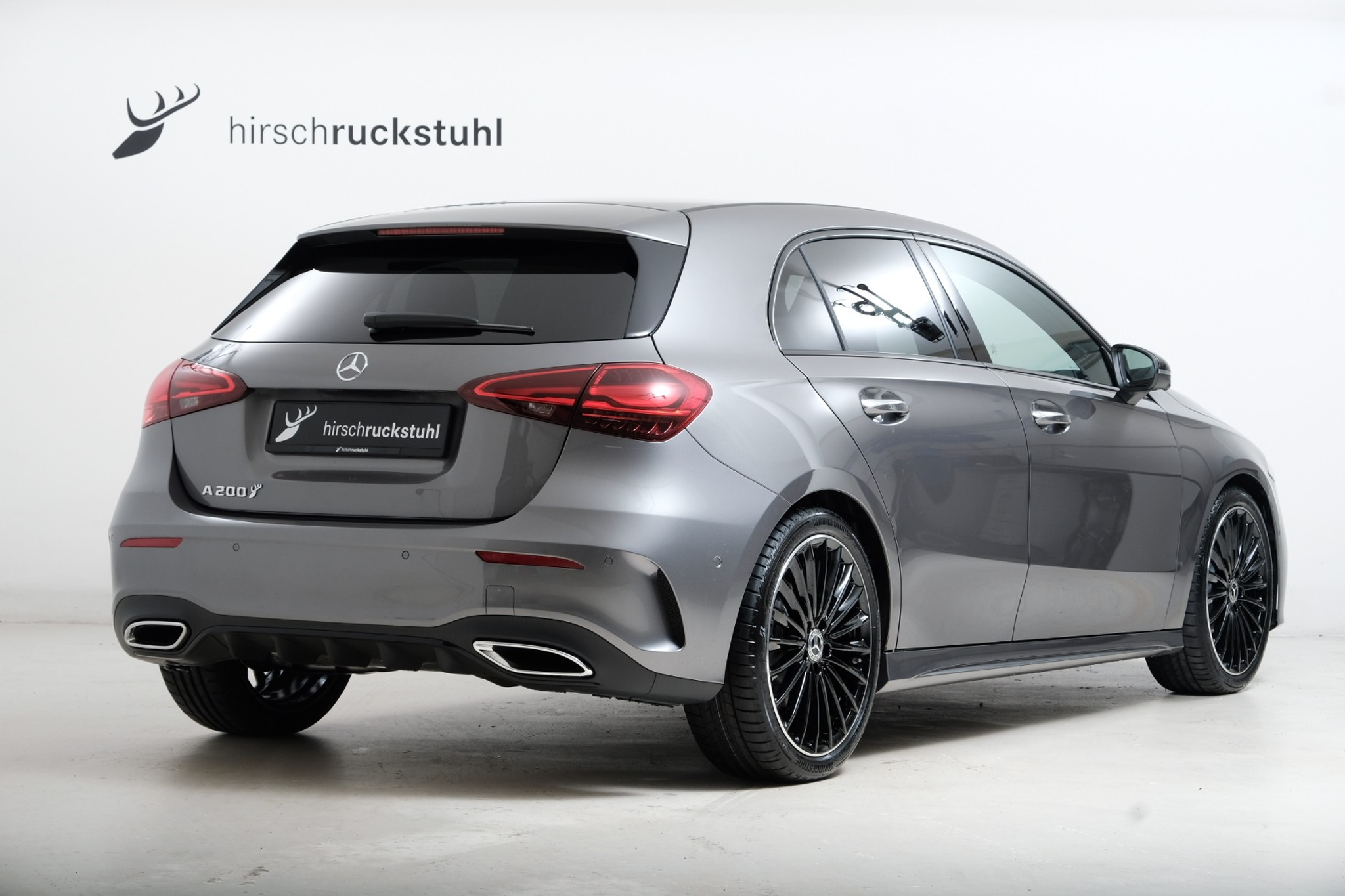 listing desktop thumbnail image 3