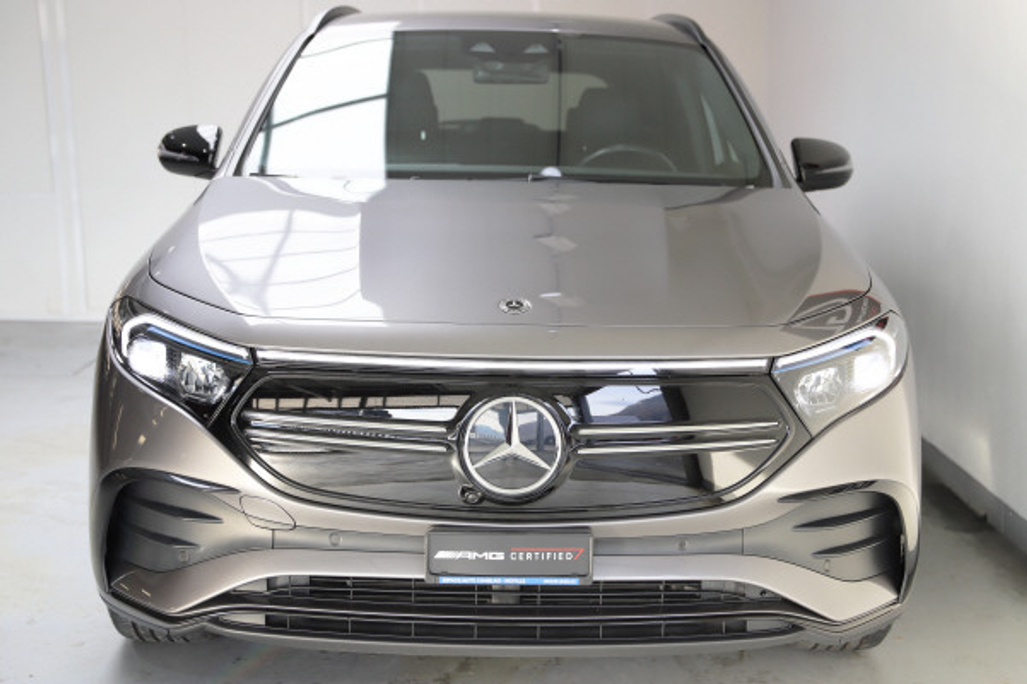 listing desktop thumbnail image 4