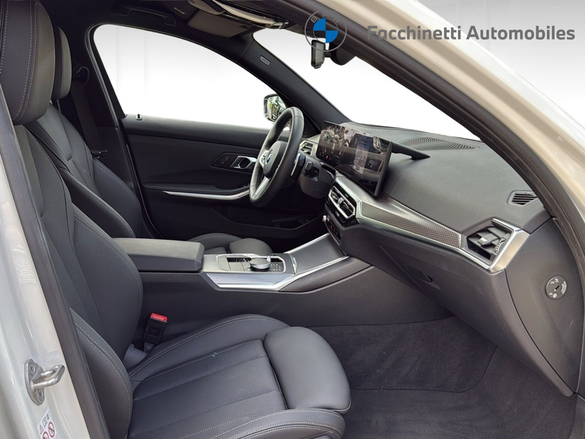 listing desktop thumbnail image 13