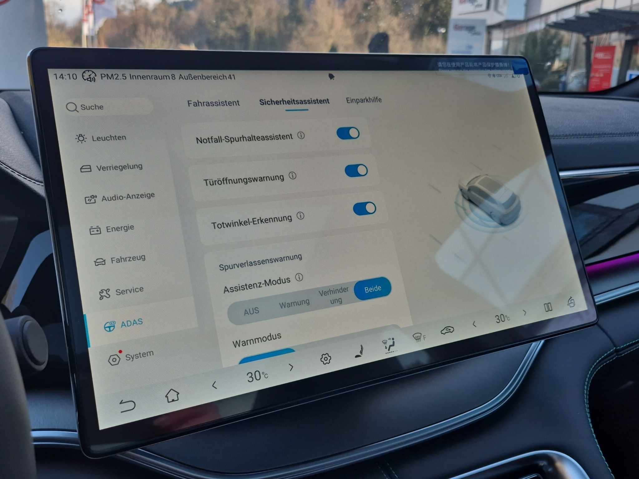 listing desktop thumbnail image 28