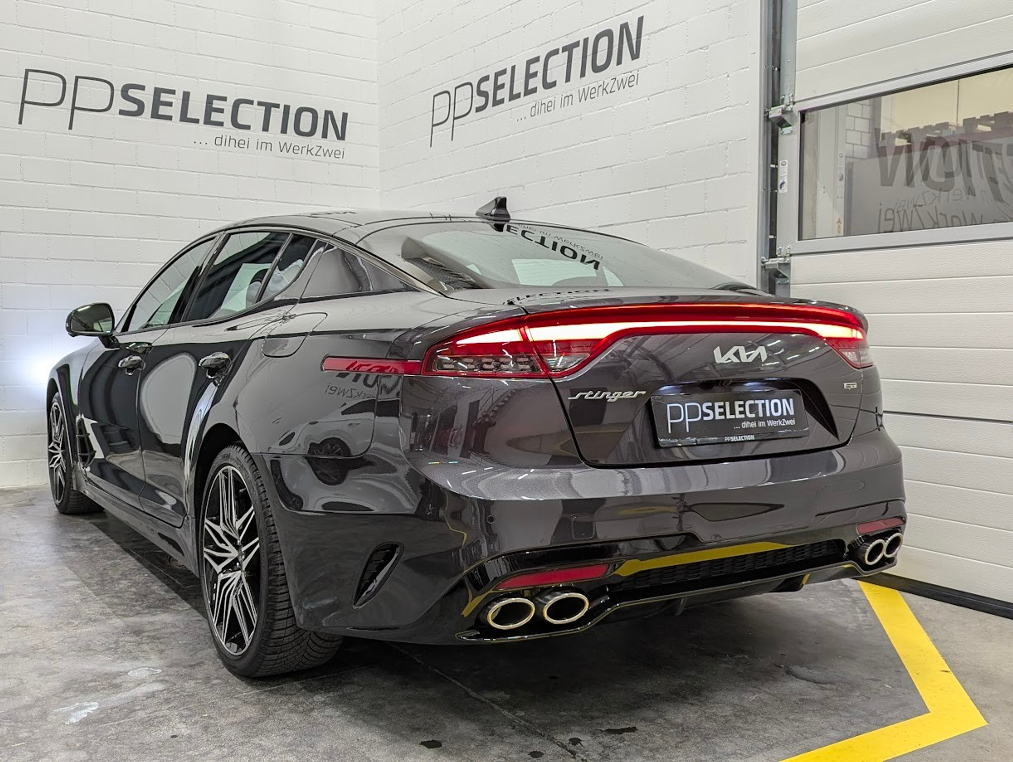 listing desktop thumbnail image 31