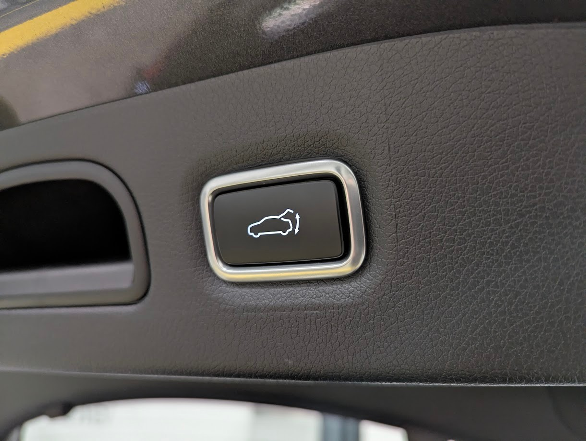 listing desktop thumbnail image 30