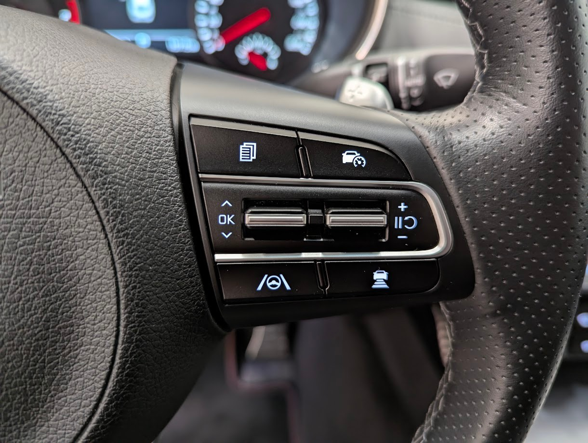 listing desktop thumbnail image 10