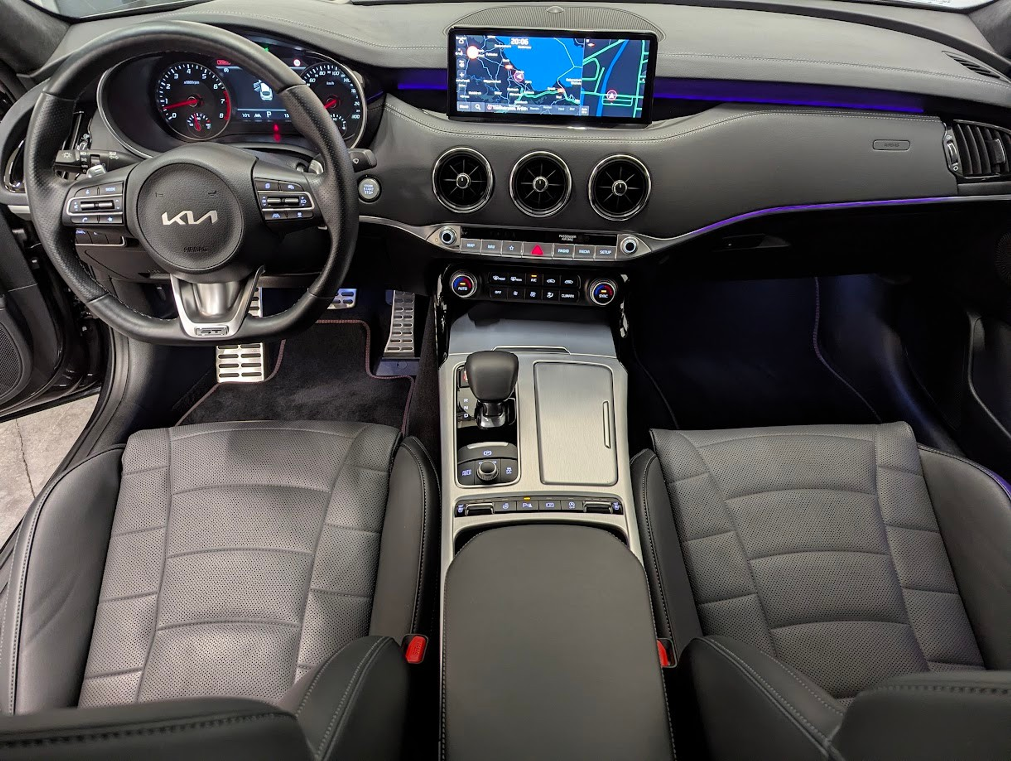 listing desktop thumbnail image 24