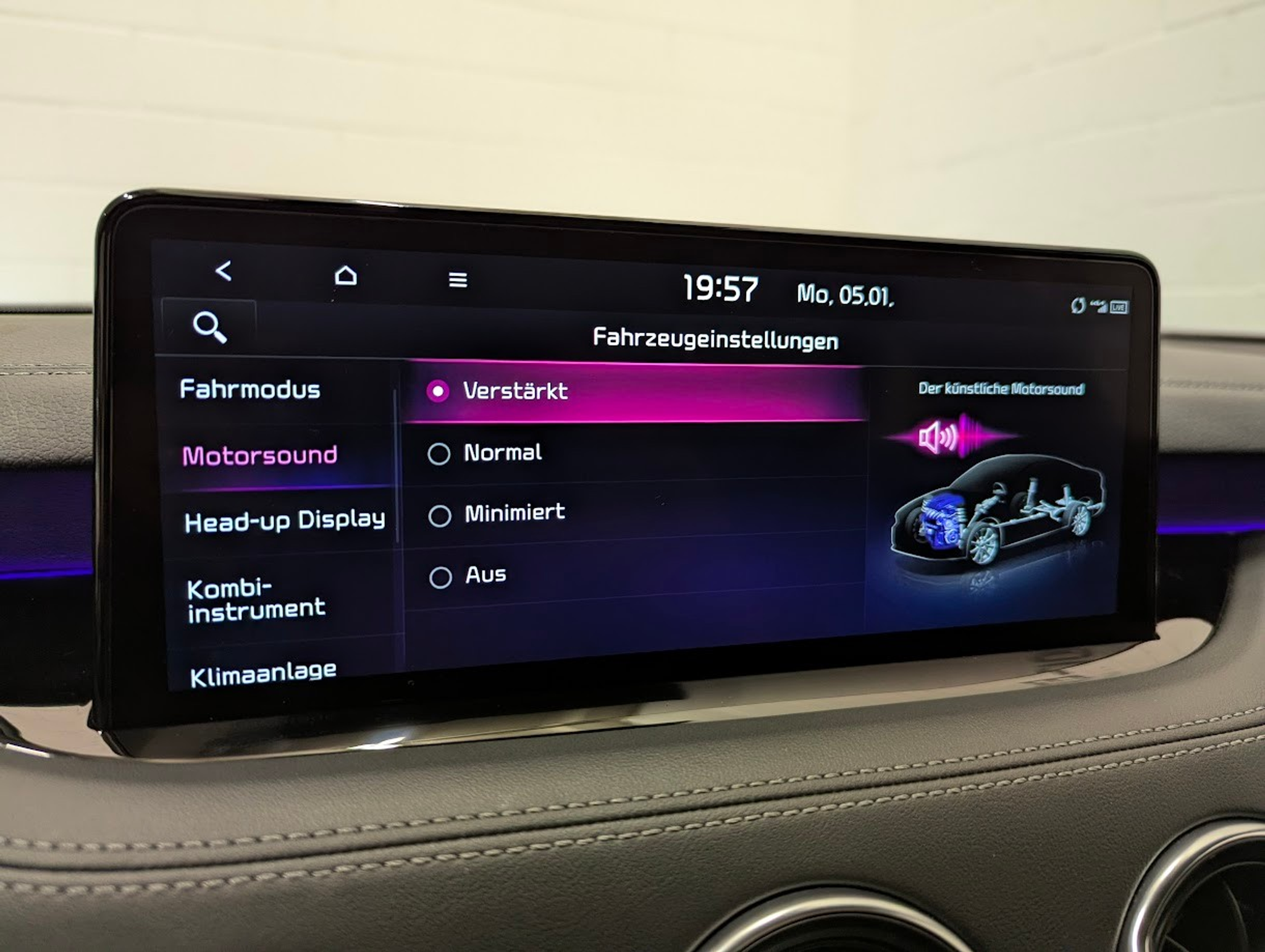 listing desktop thumbnail image 19