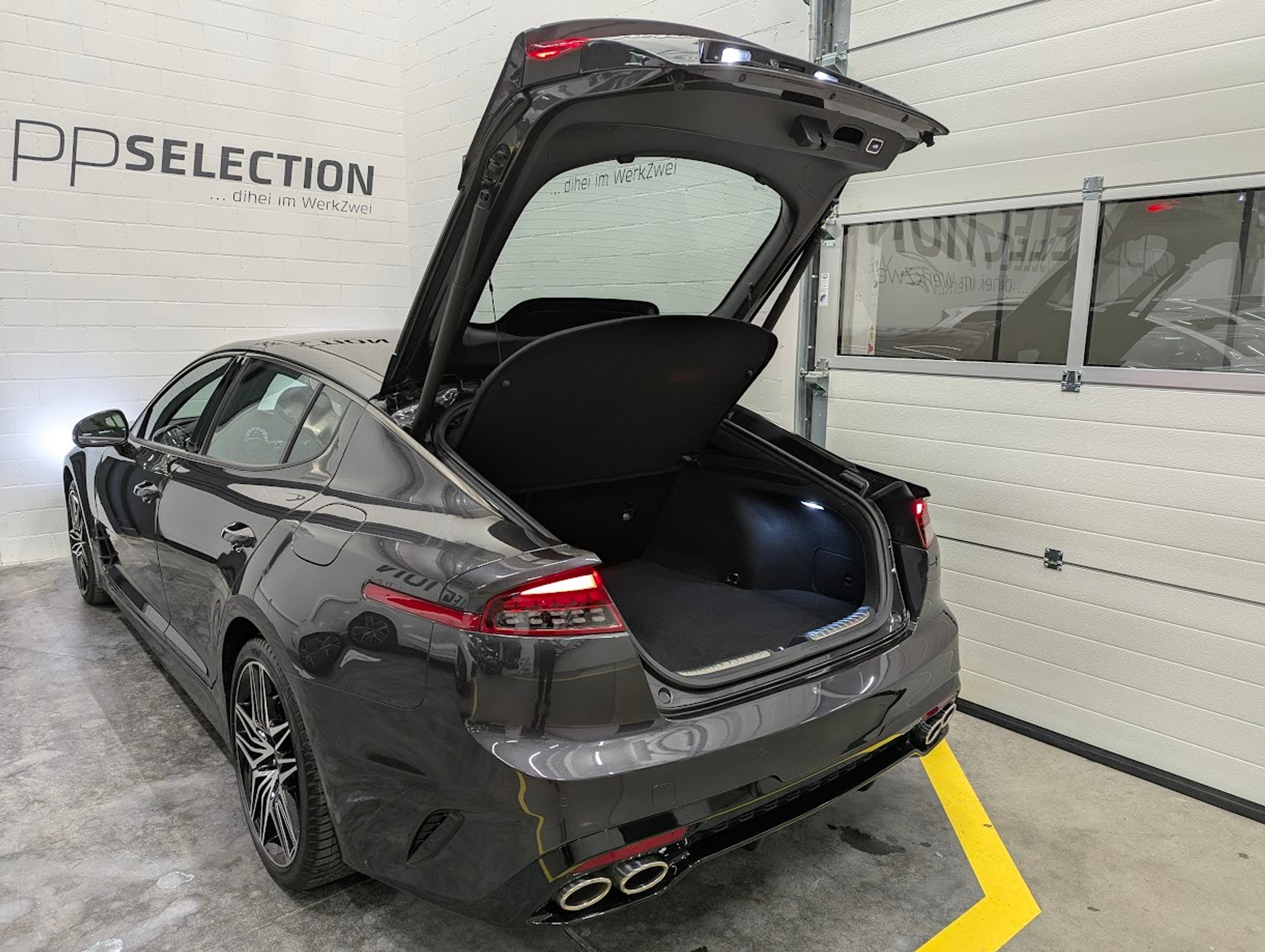 listing desktop thumbnail image 28