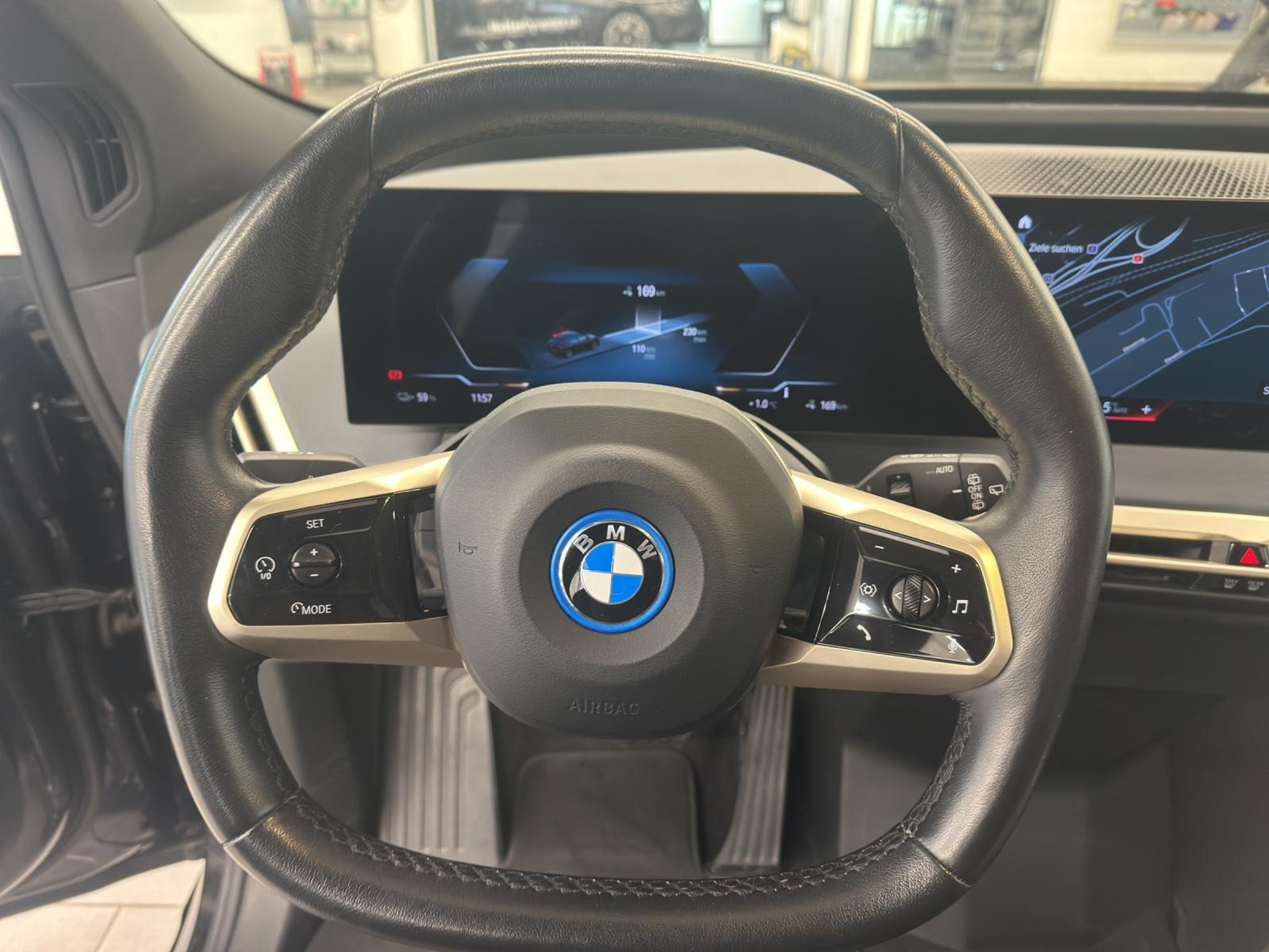 listing desktop thumbnail image 11