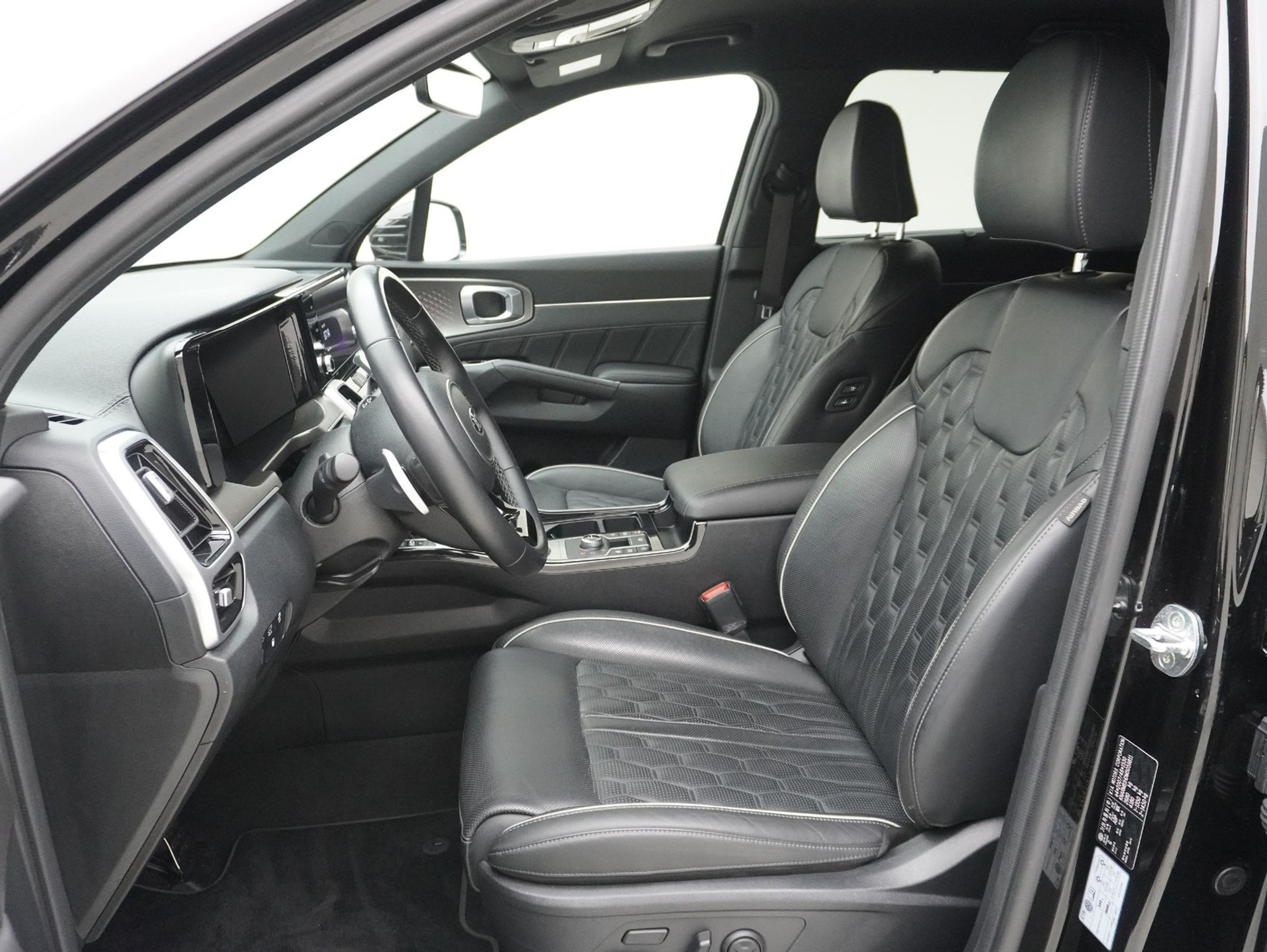 listing desktop thumbnail image 6