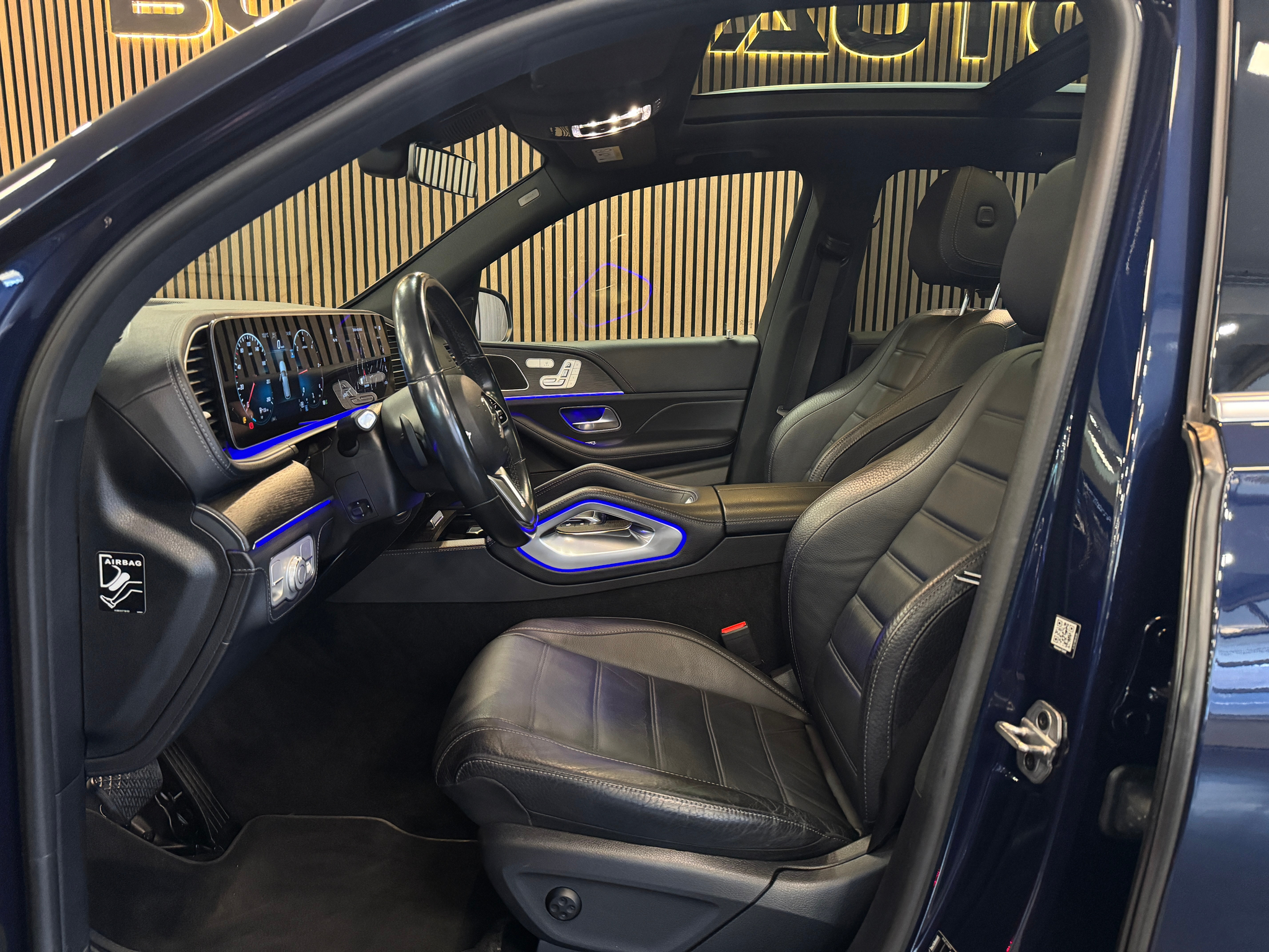 listing desktop thumbnail image 15