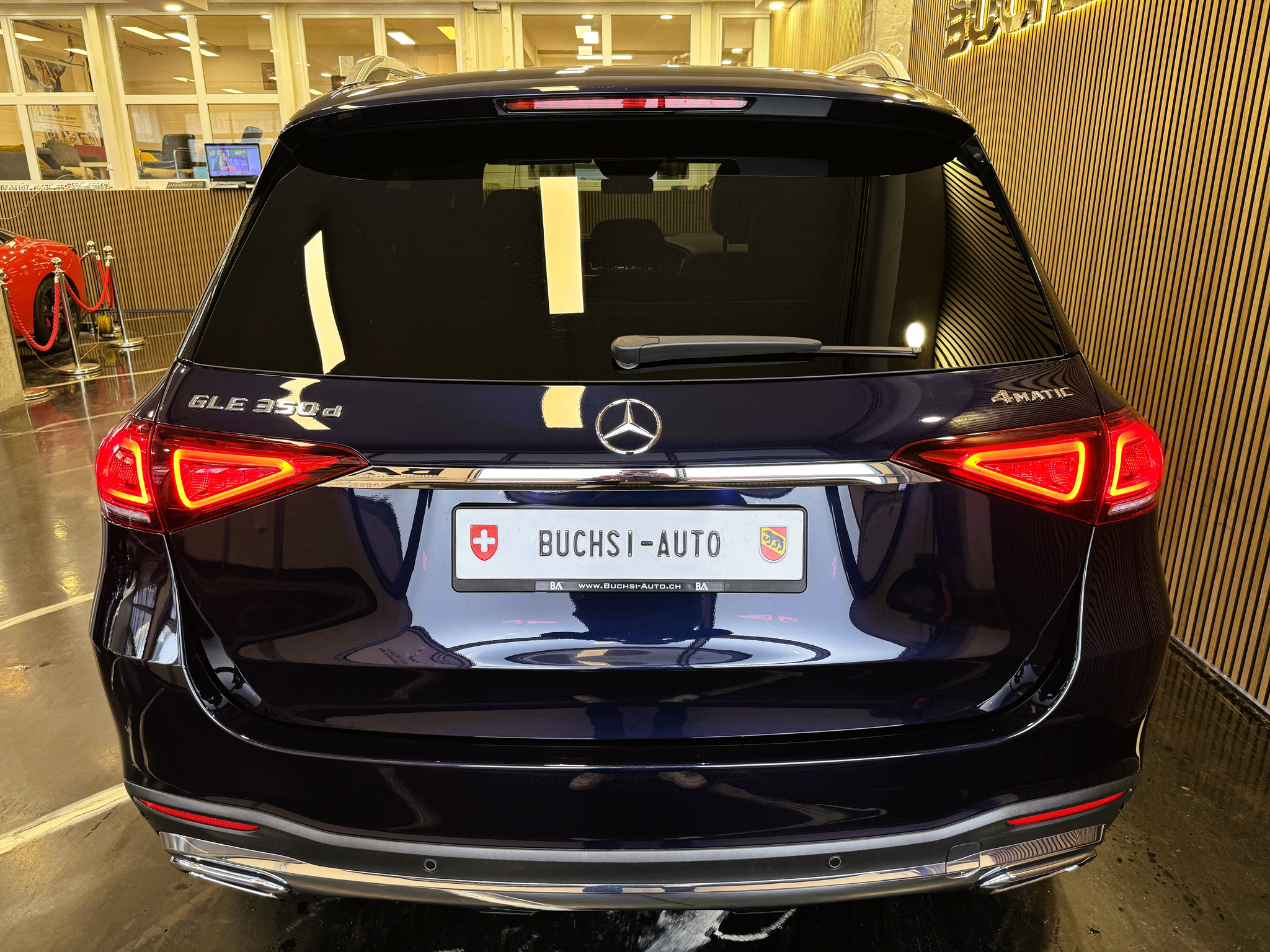 listing desktop thumbnail image 7