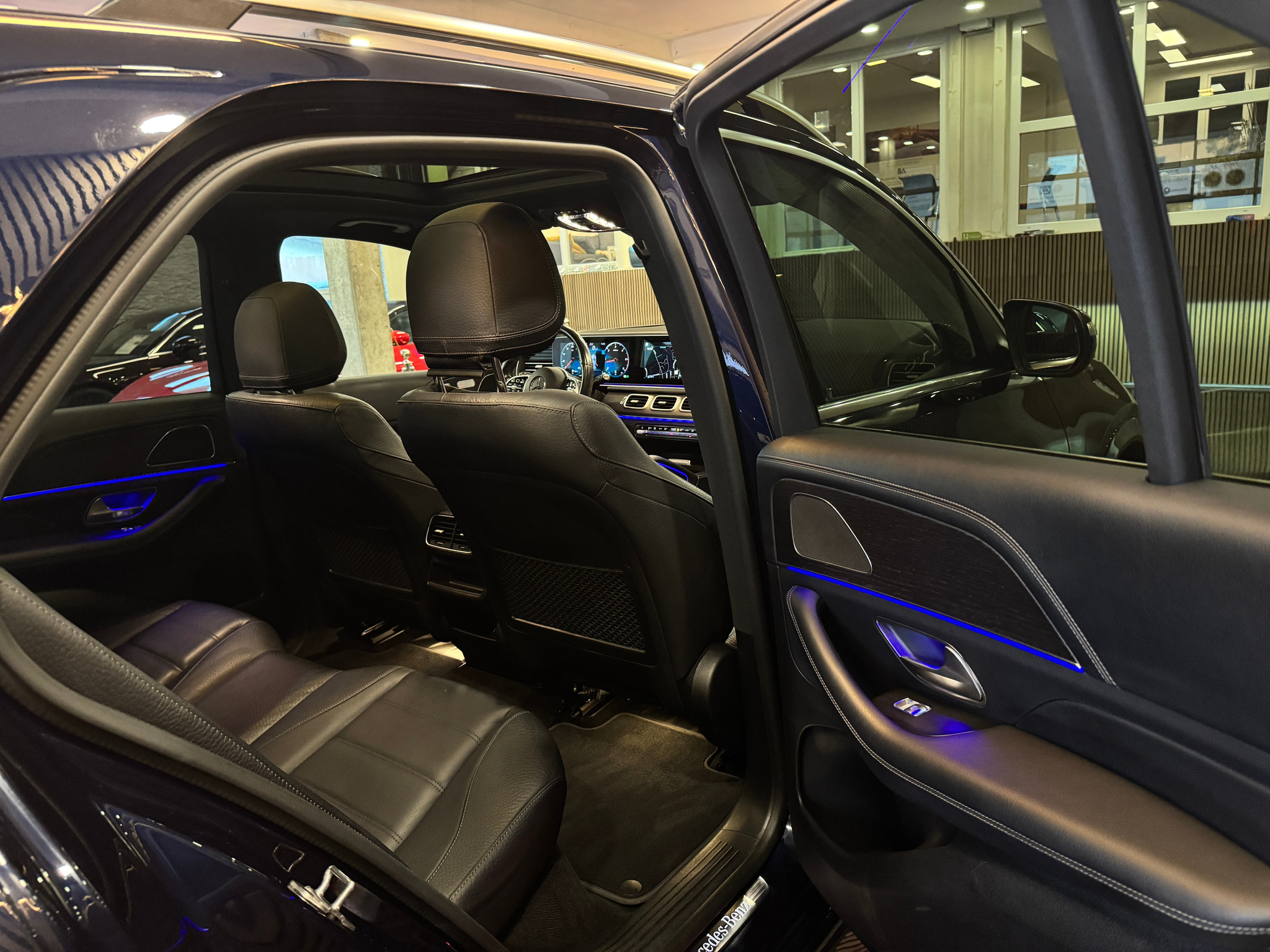 listing desktop thumbnail image 25