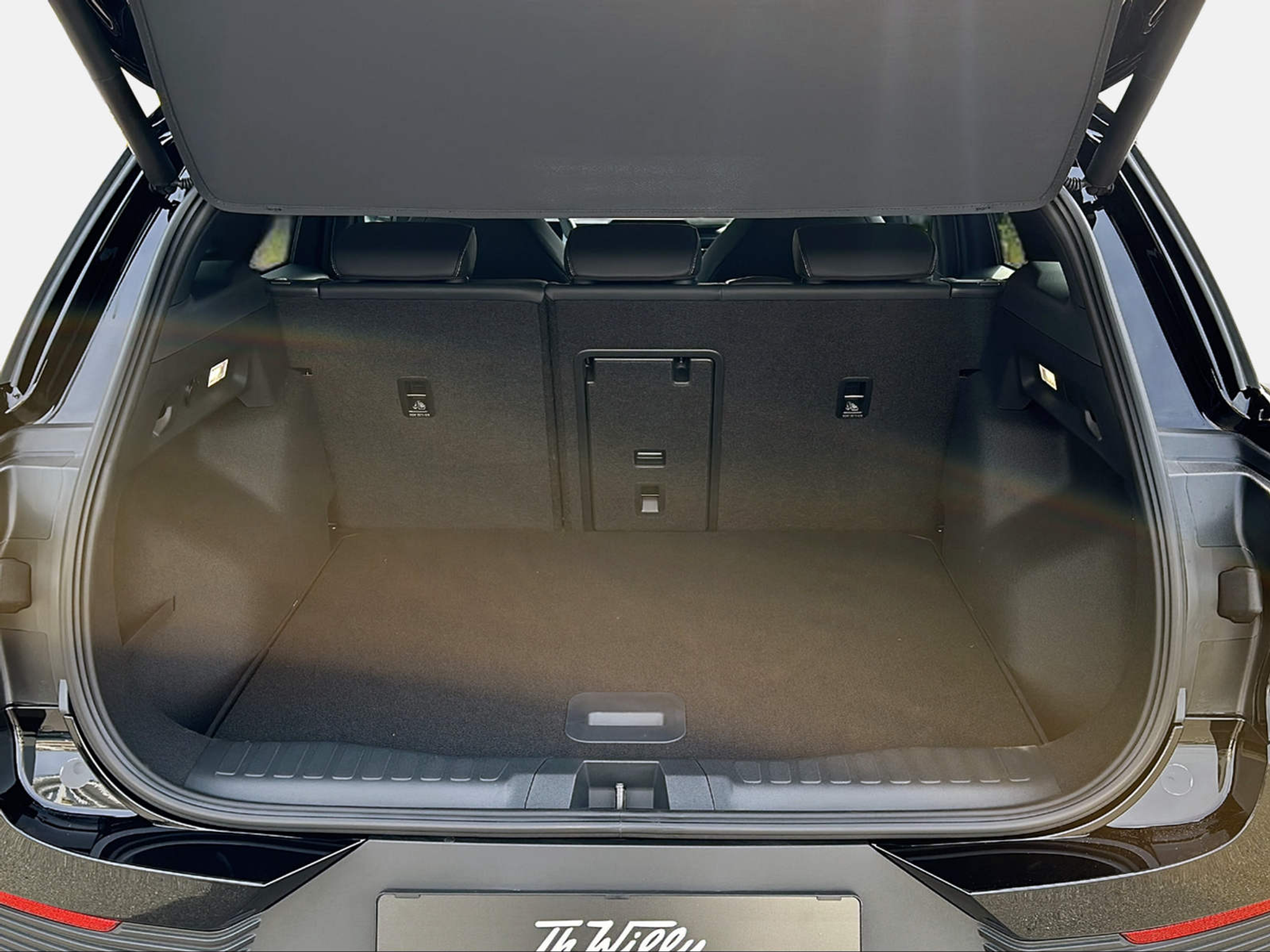 listing desktop thumbnail image 13