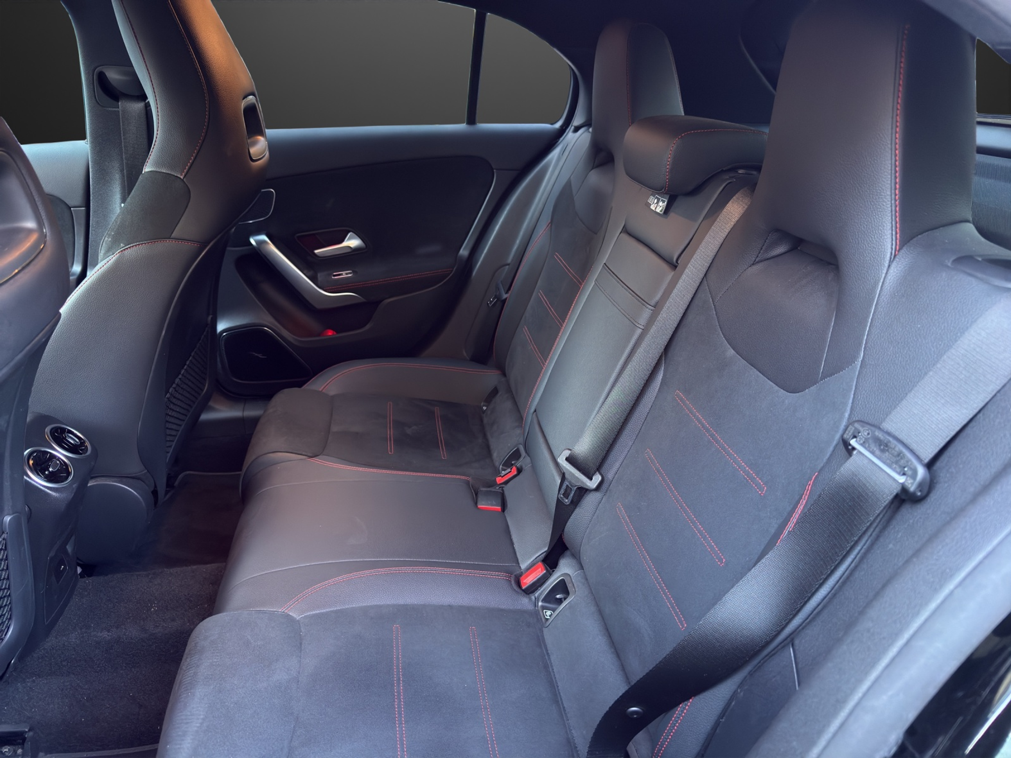 listing desktop thumbnail image 14