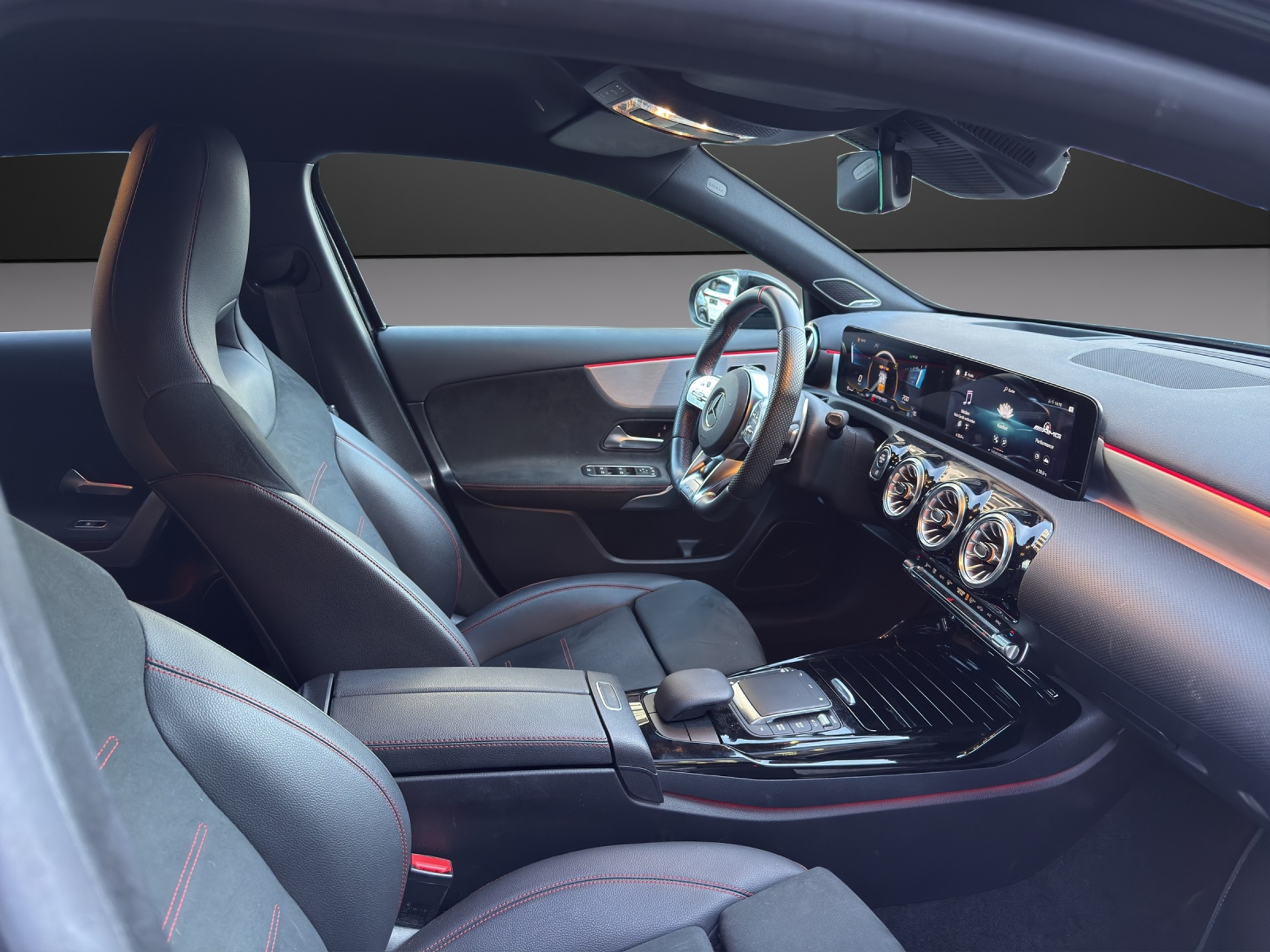 listing desktop thumbnail image 12