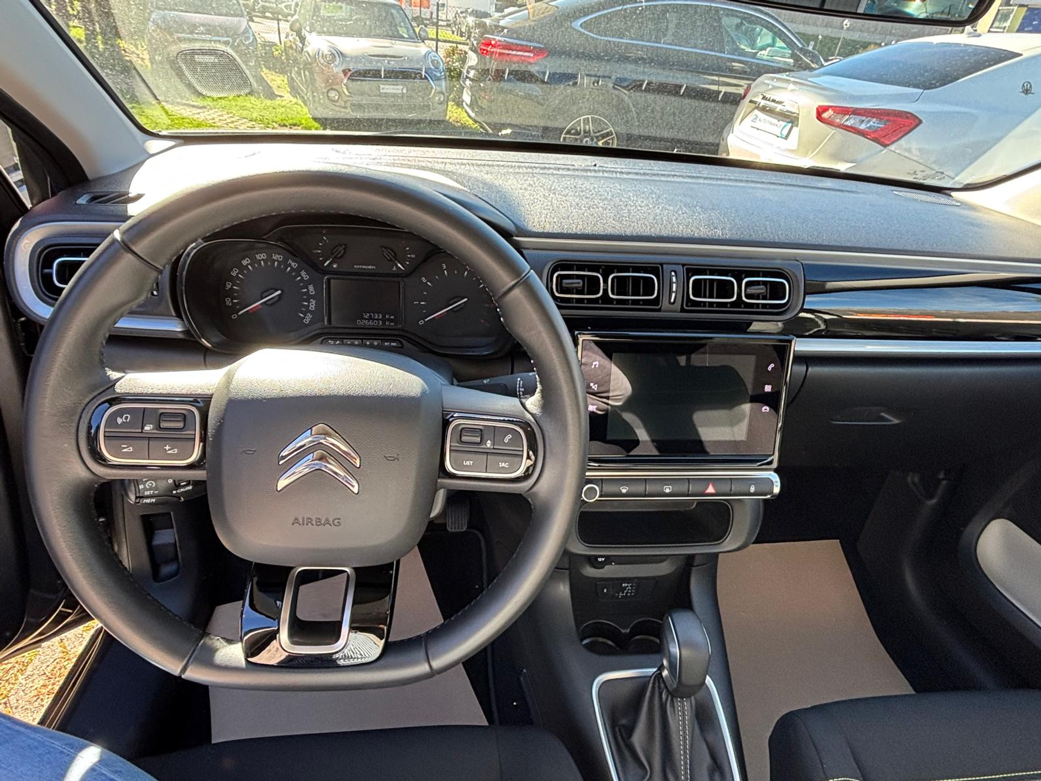 listing desktop thumbnail image 8