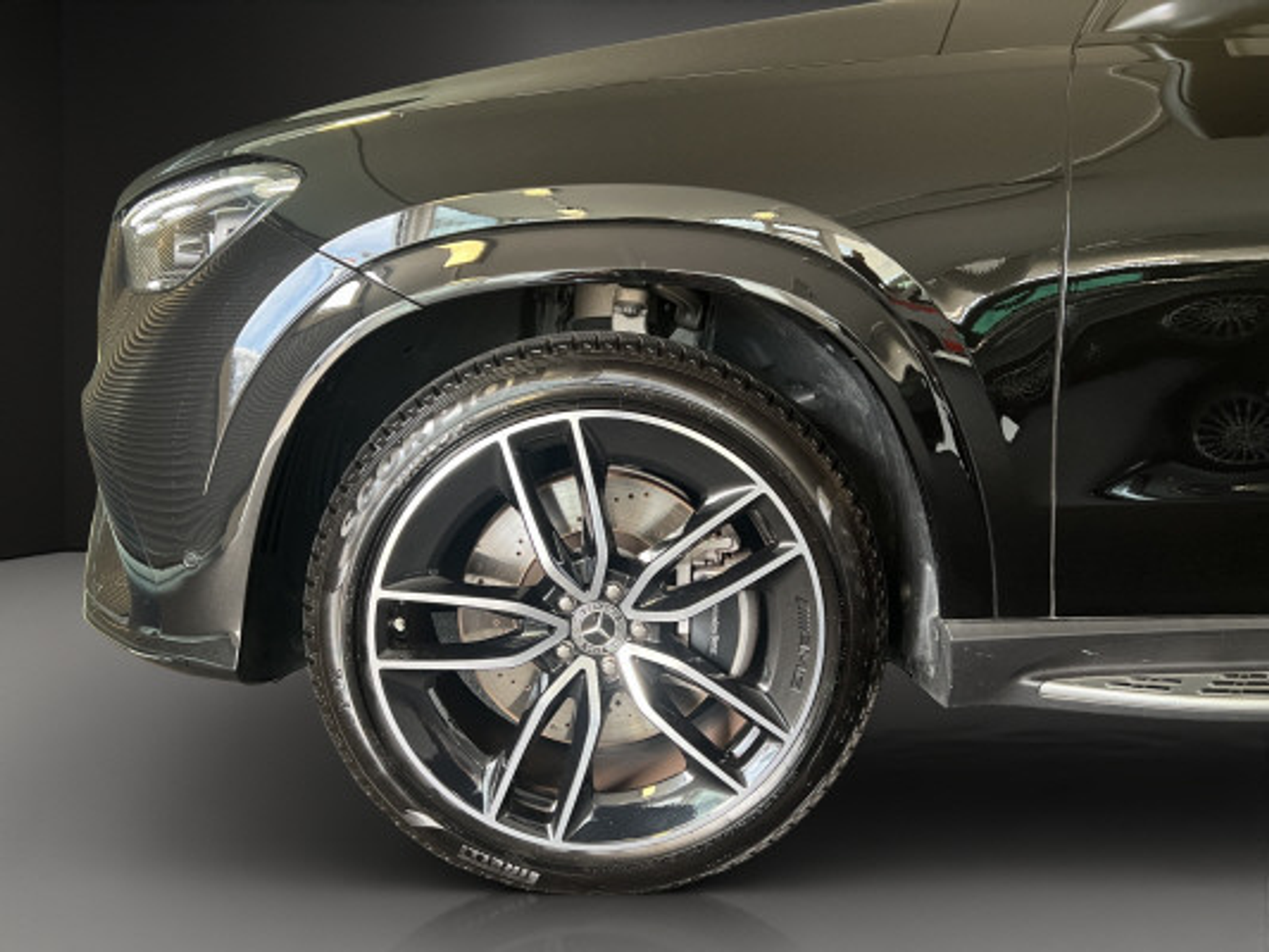 listing desktop thumbnail image 6