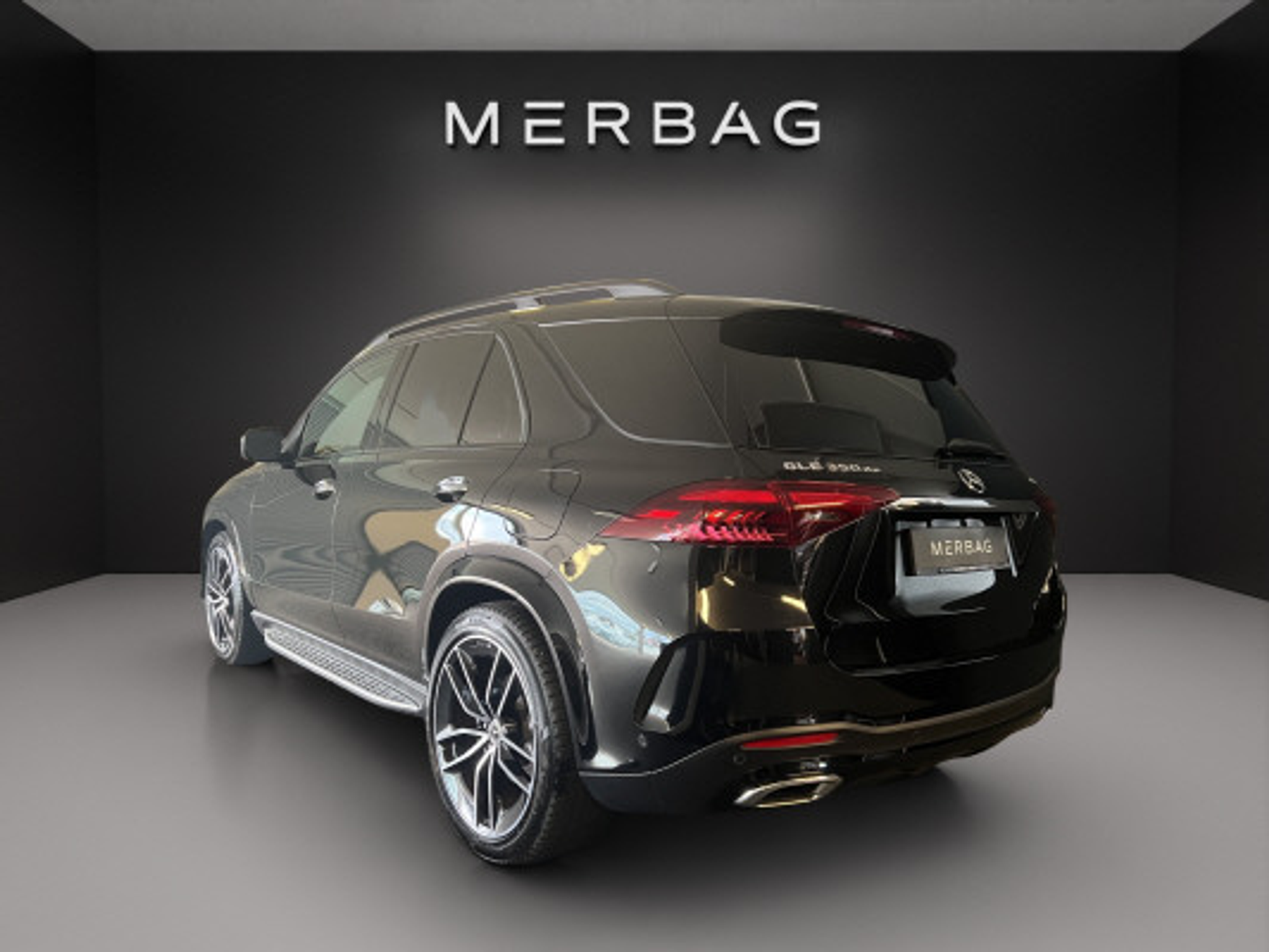 listing desktop thumbnail image 2