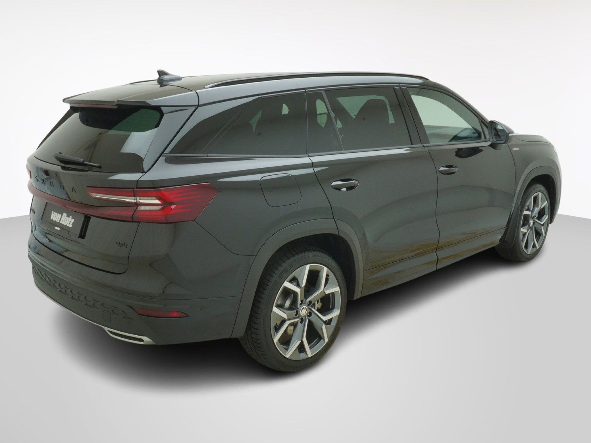 listing desktop thumbnail image 5