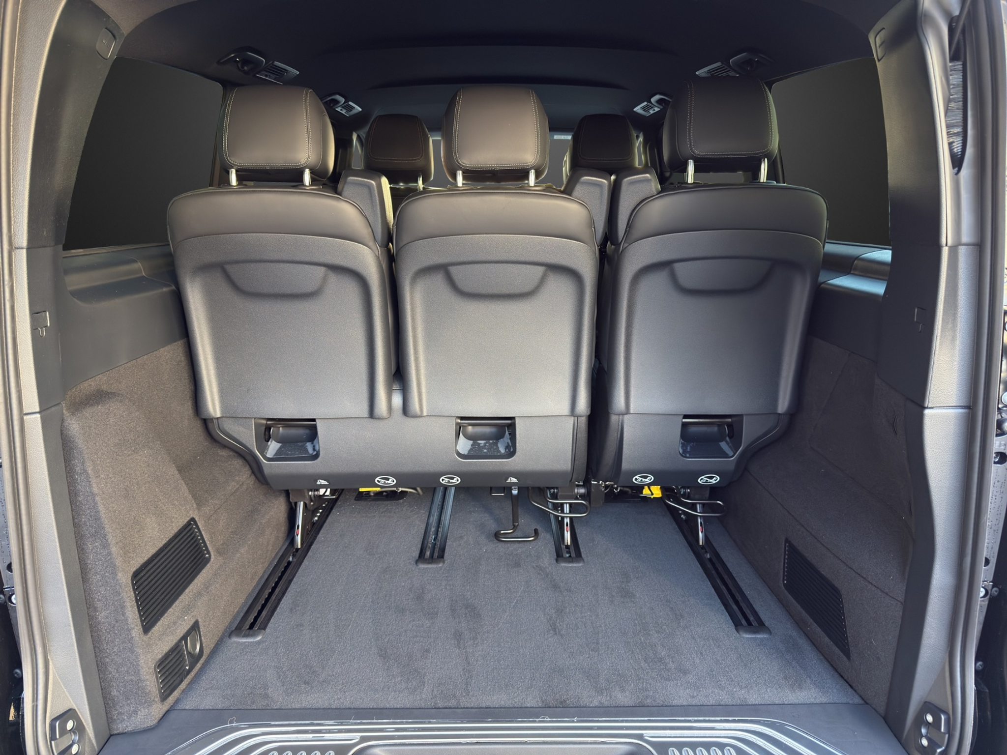 listing desktop thumbnail image 8