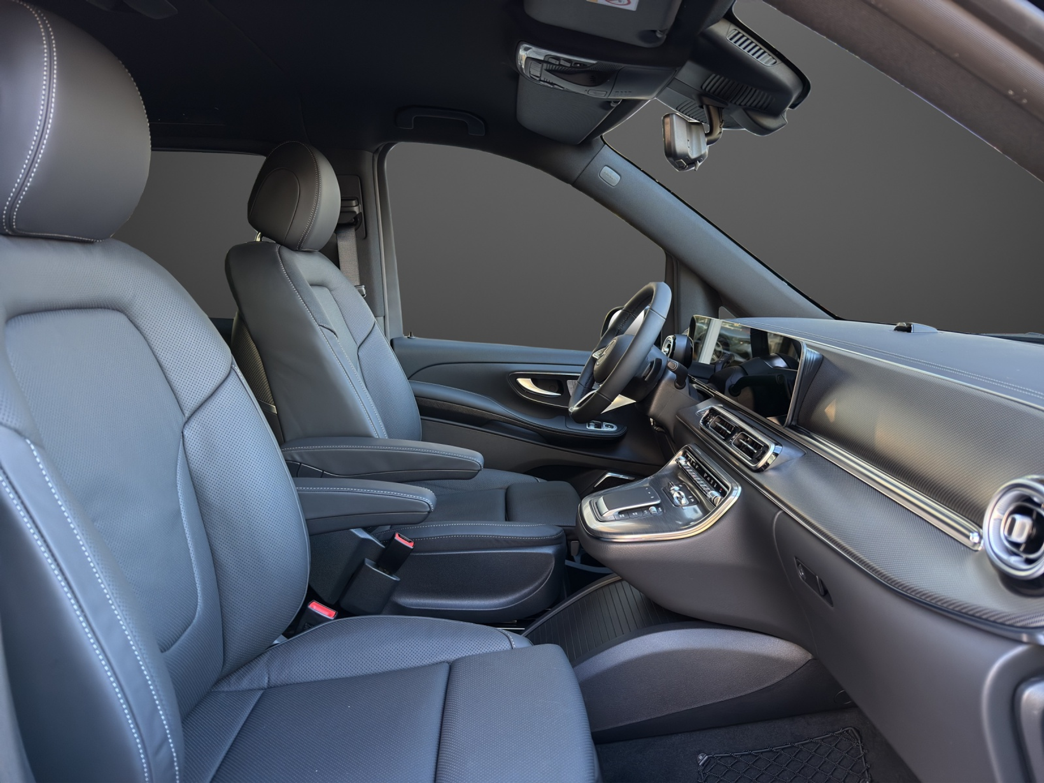 listing desktop thumbnail image 11