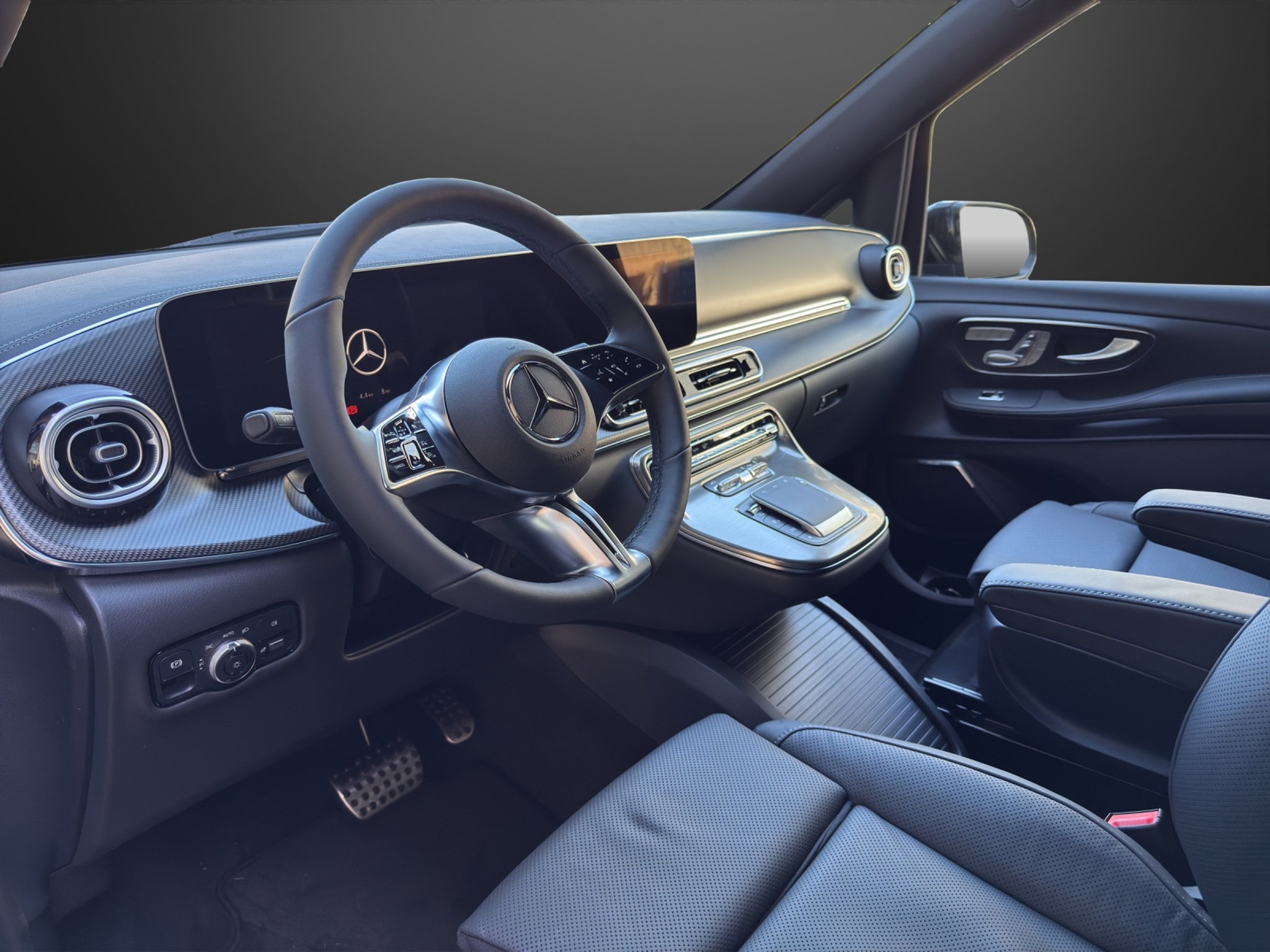 listing desktop thumbnail image 9