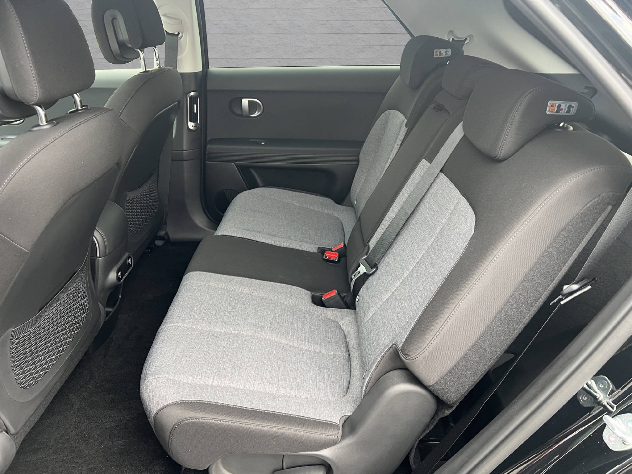 listing desktop thumbnail image 13