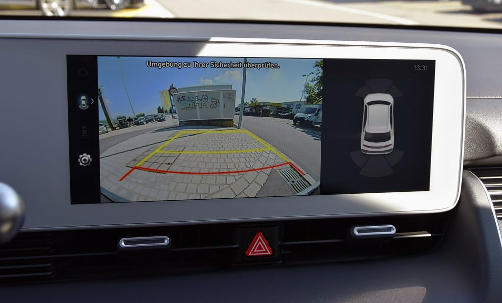 listing desktop thumbnail image 6