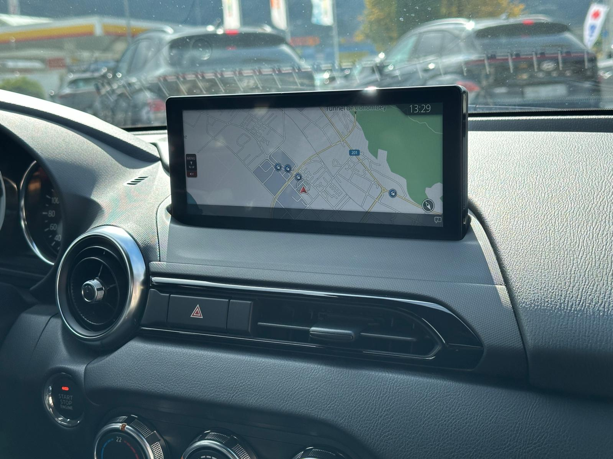 listing desktop thumbnail image 11