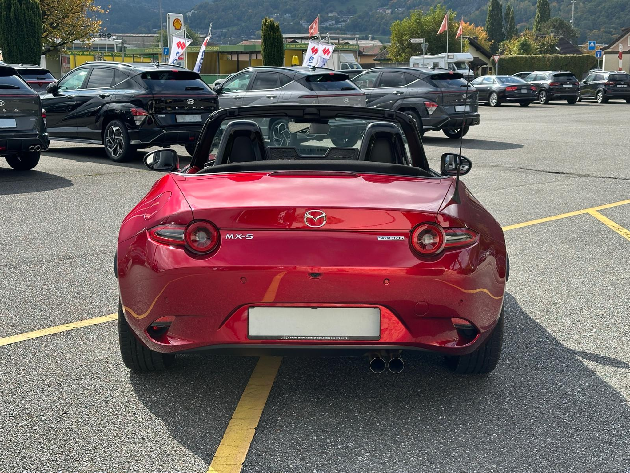 listing desktop thumbnail image 3