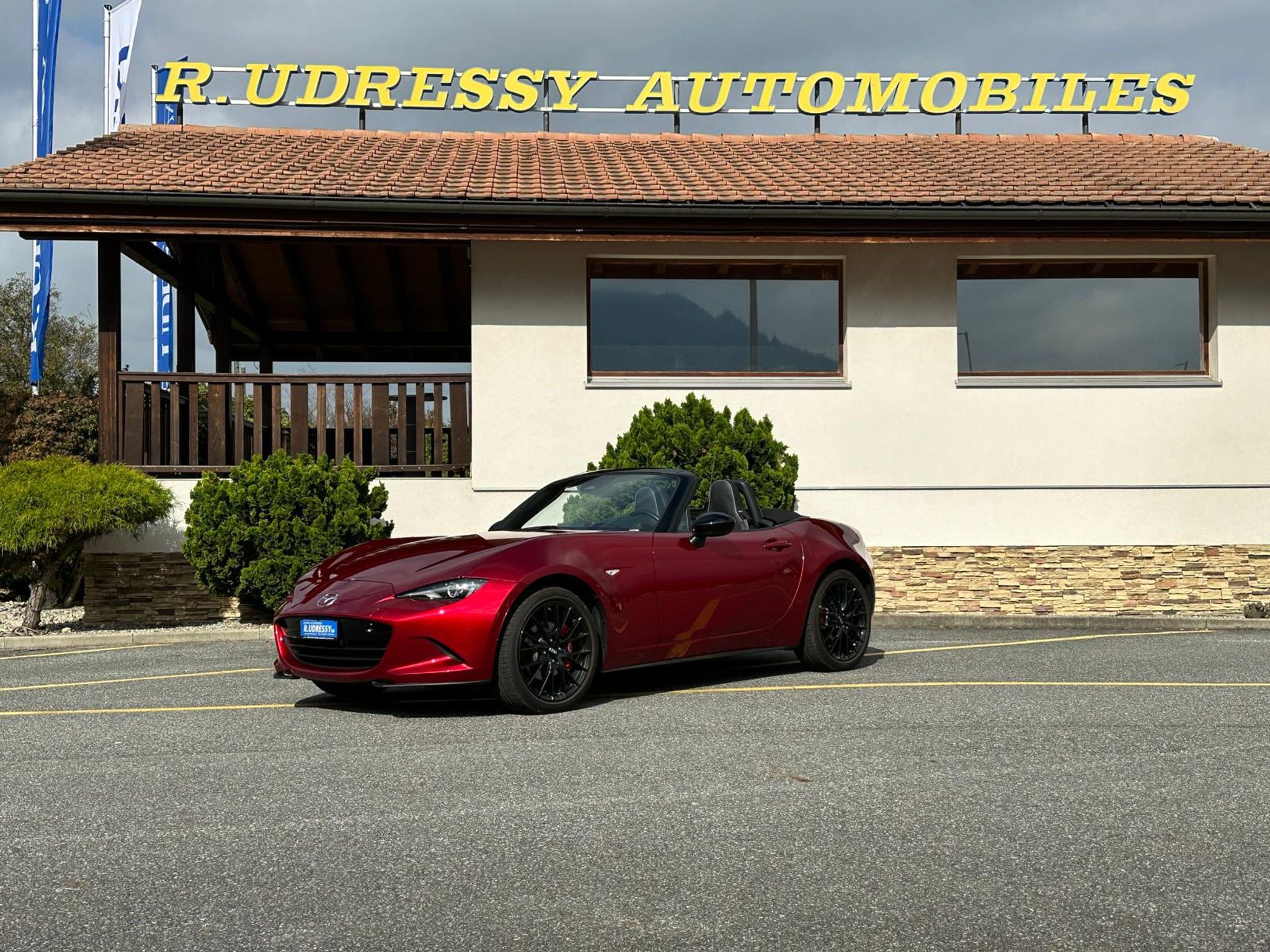 listing desktop thumbnail image 0