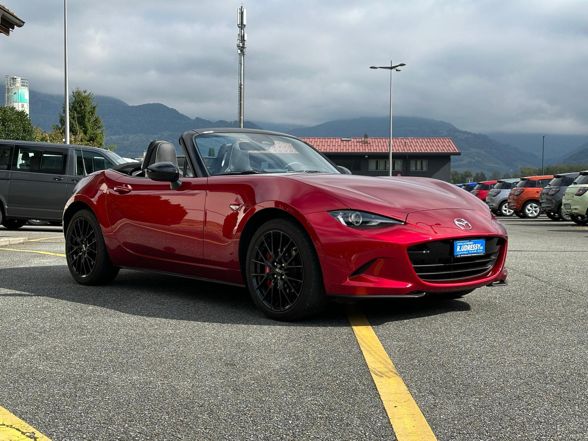 listing desktop thumbnail image 6