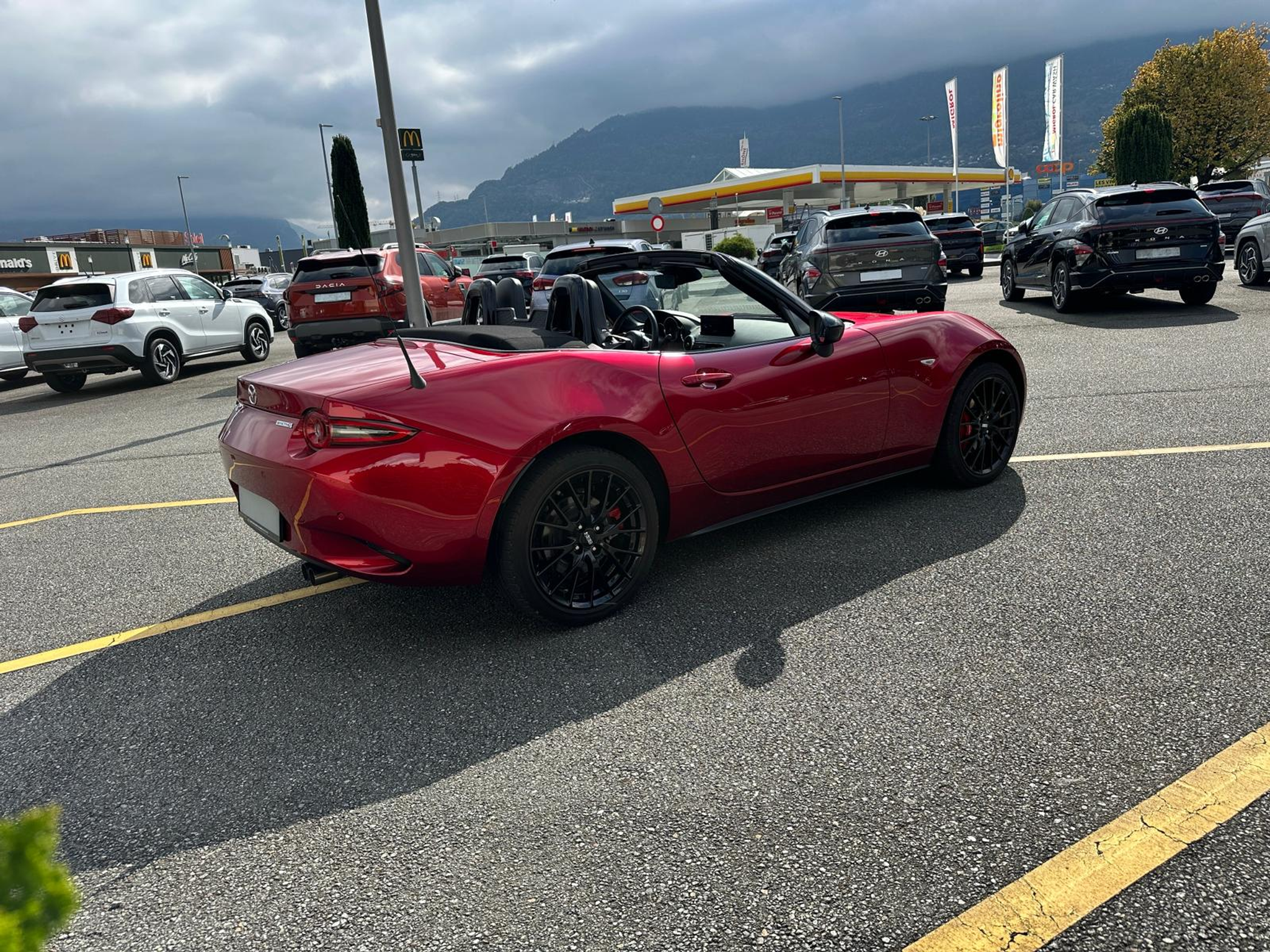 listing desktop thumbnail image 4