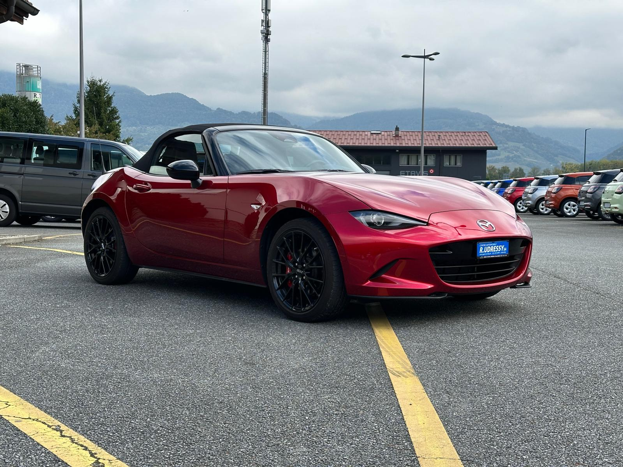 listing desktop thumbnail image 13