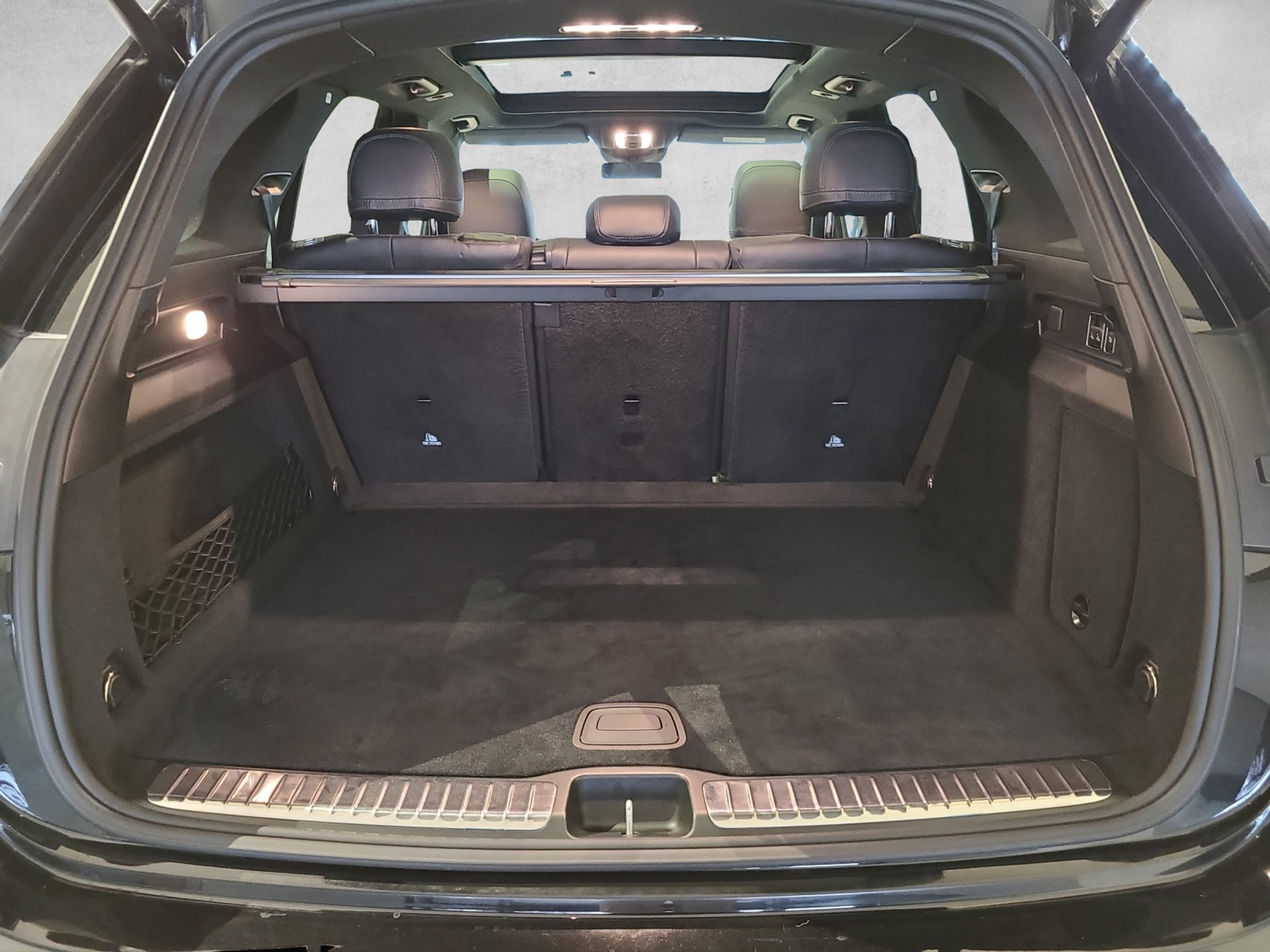 listing desktop thumbnail image 13