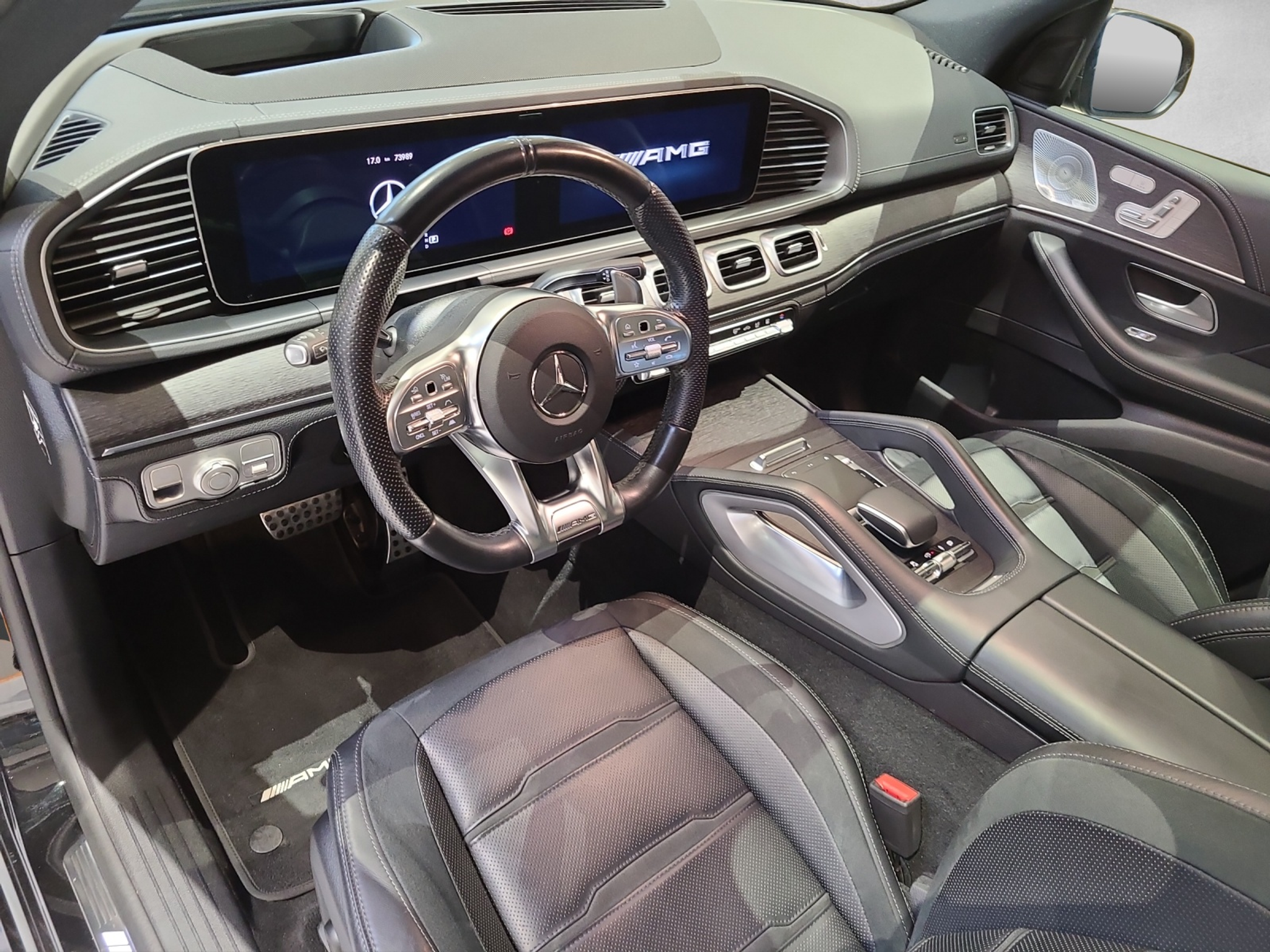 listing desktop thumbnail image 6