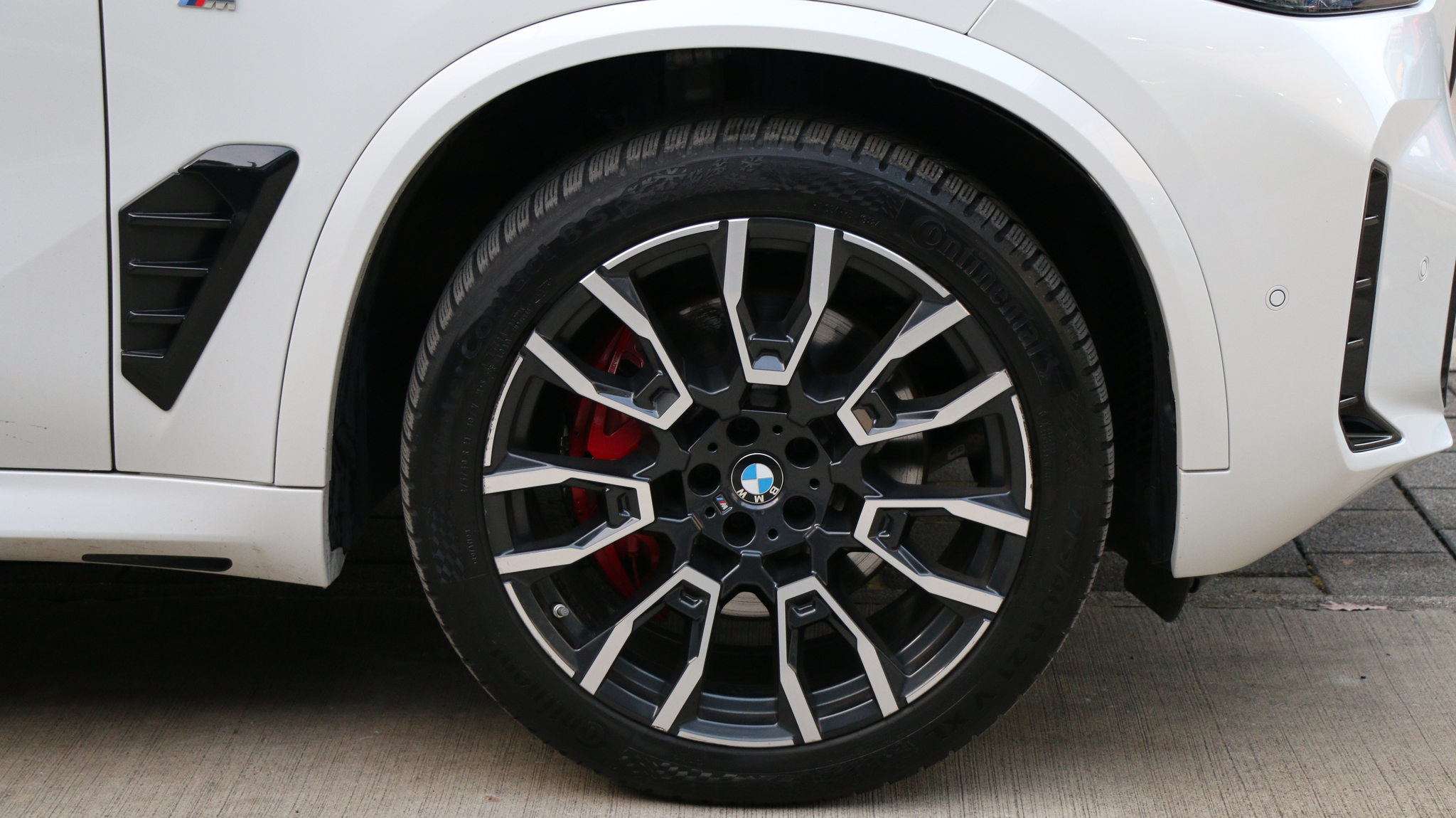 listing desktop thumbnail image 30