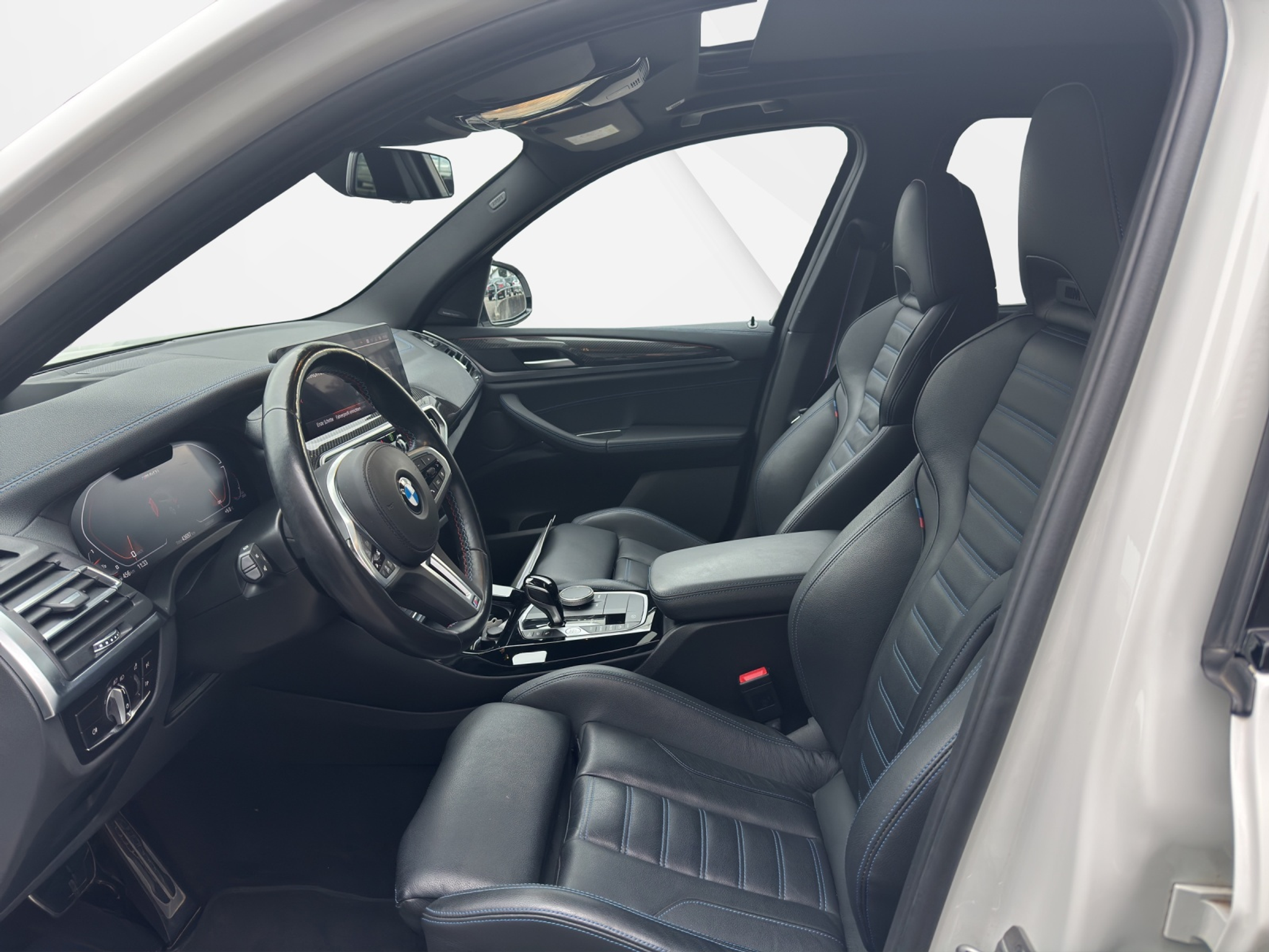 listing desktop thumbnail image 11