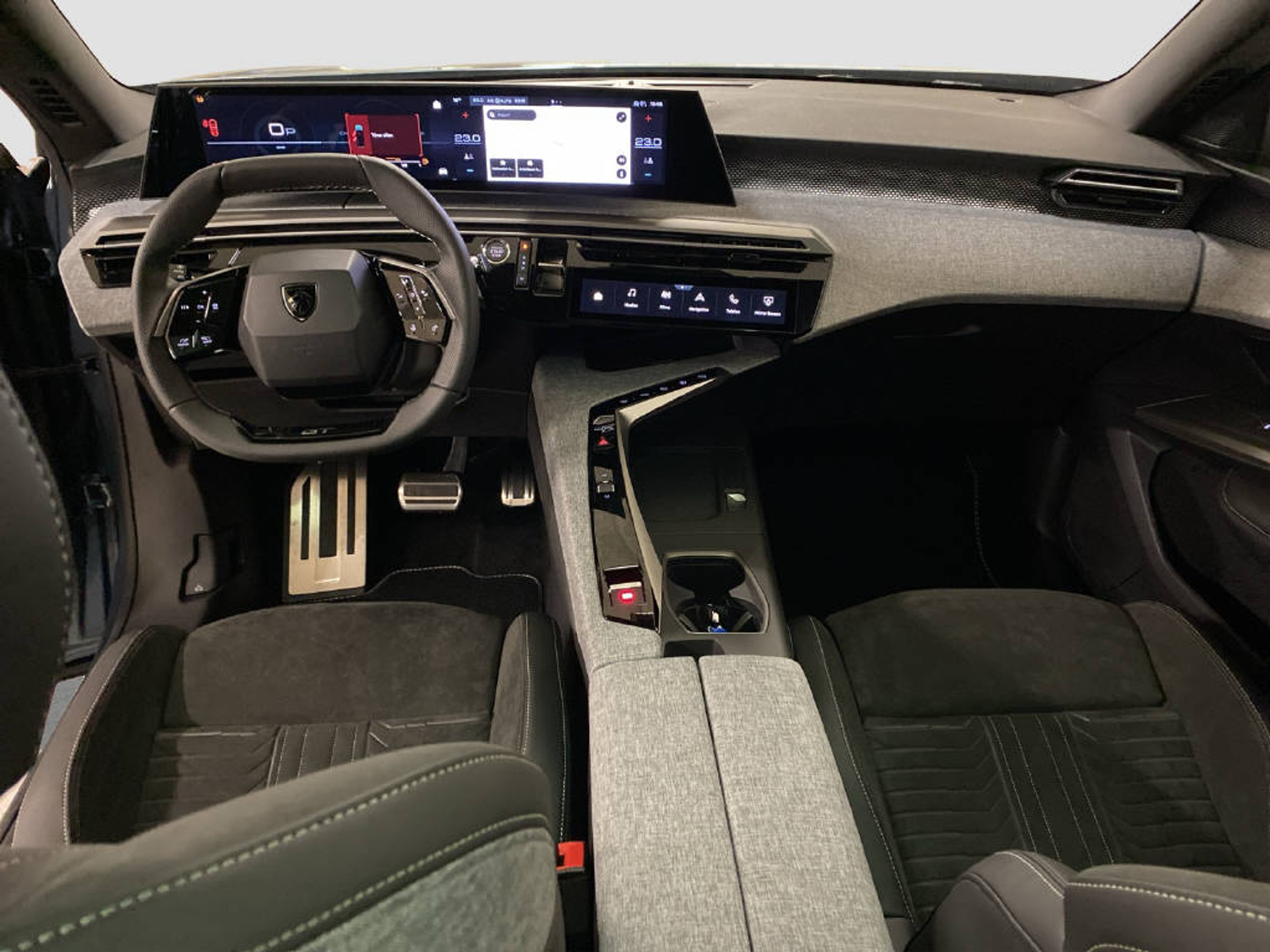 listing desktop thumbnail image 10