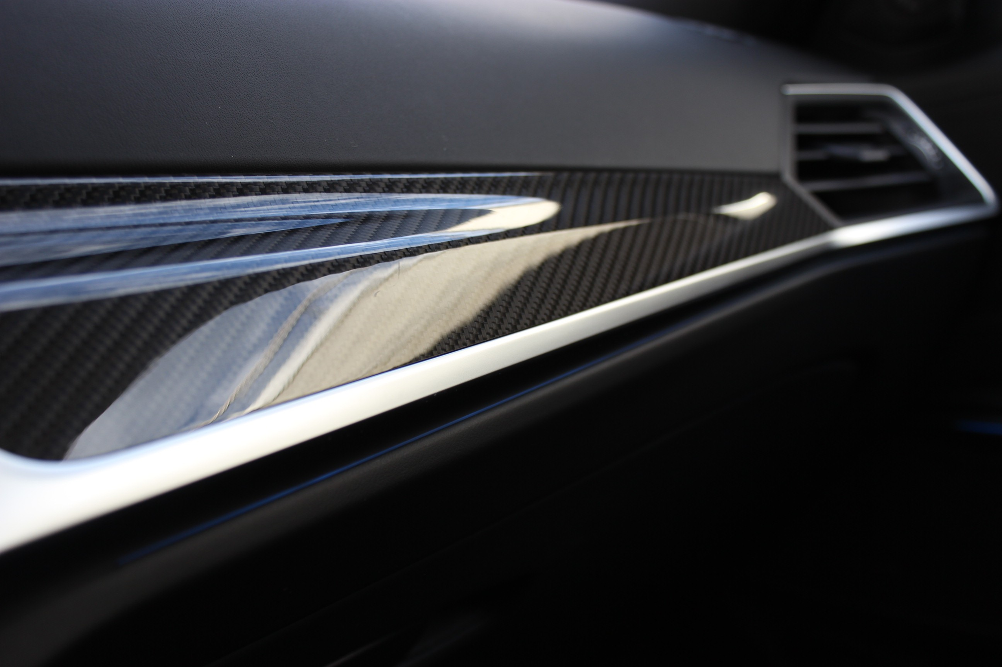 listing desktop thumbnail image 17