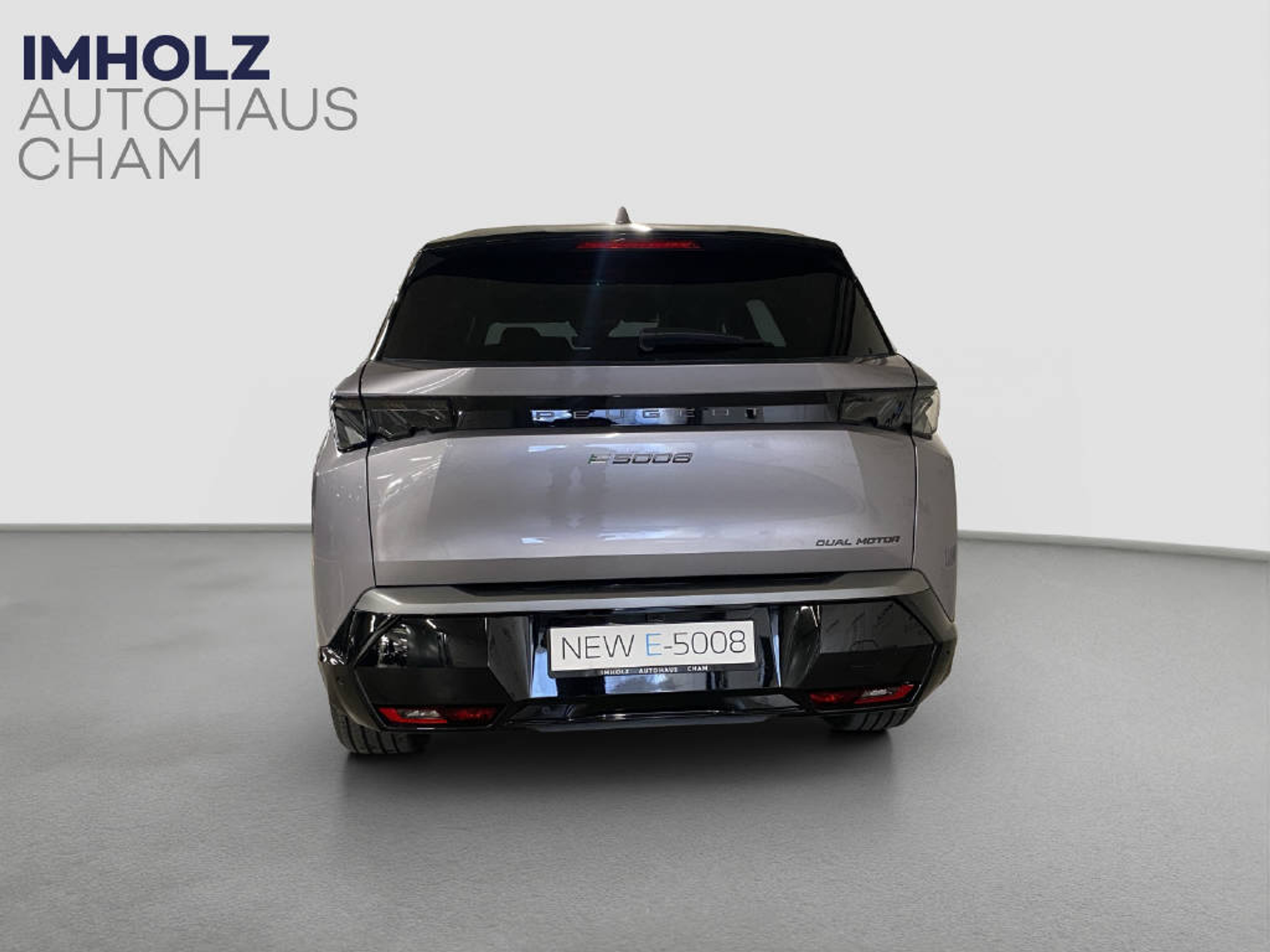 listing desktop thumbnail image 3