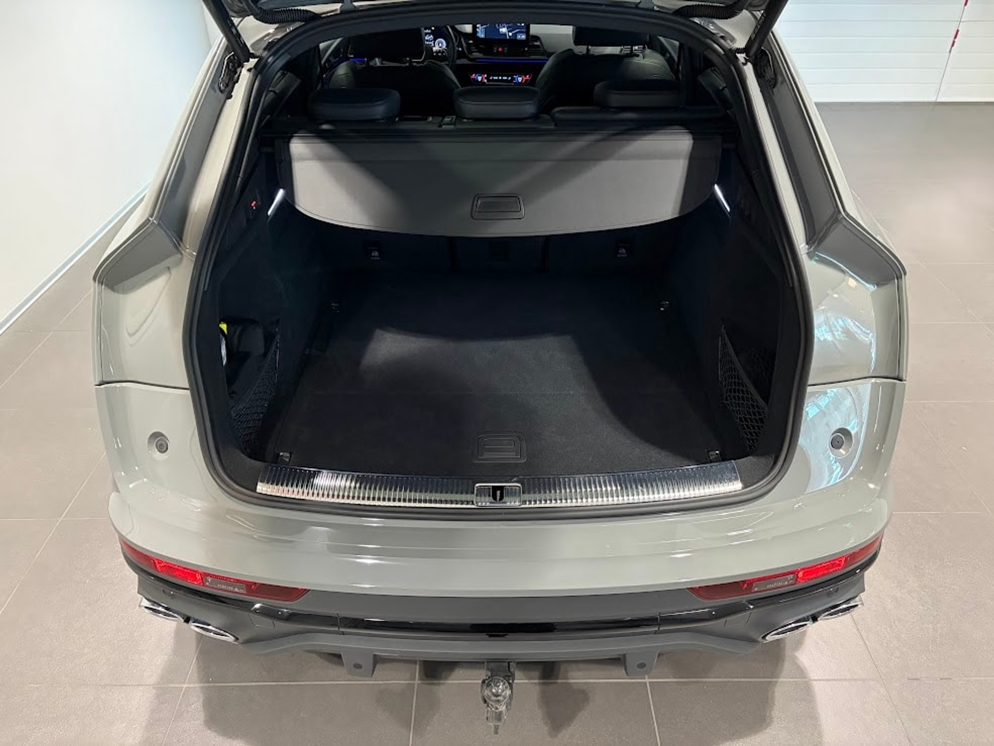 listing desktop thumbnail image 11