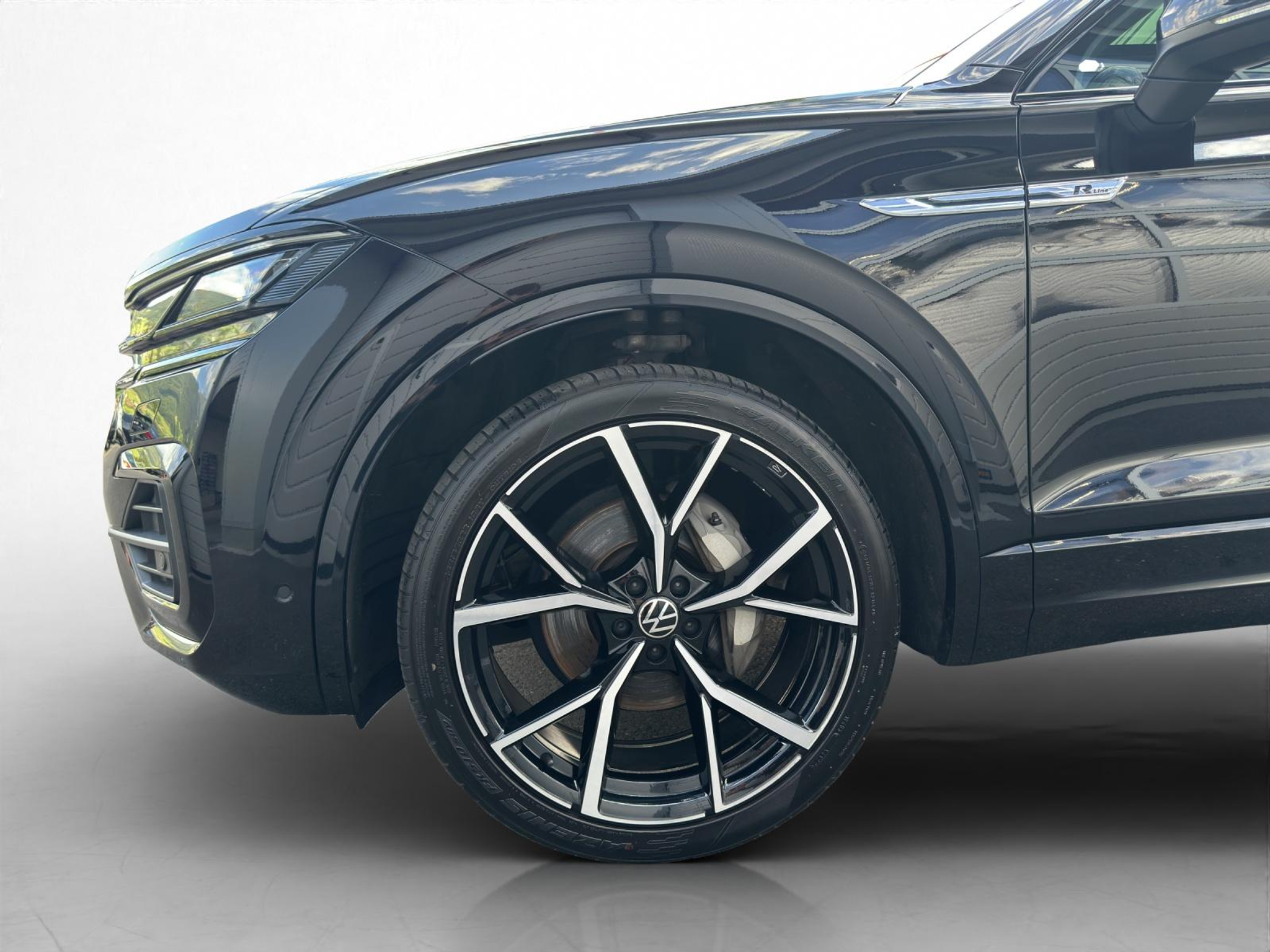 listing desktop thumbnail image 8